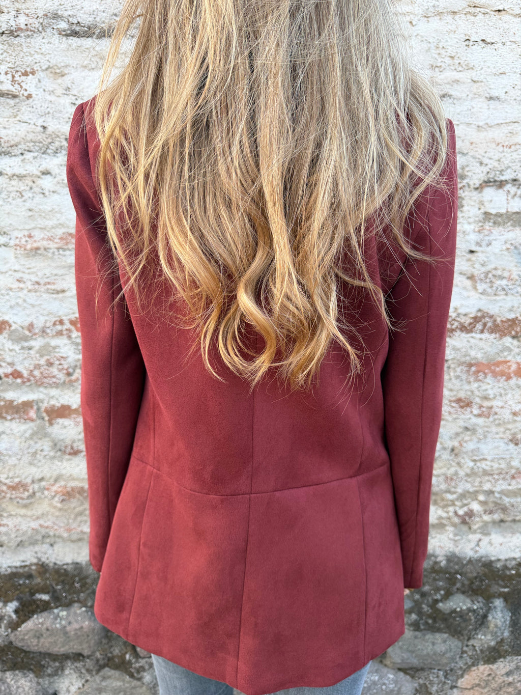Blazer efecto gamuza increíble burdeo