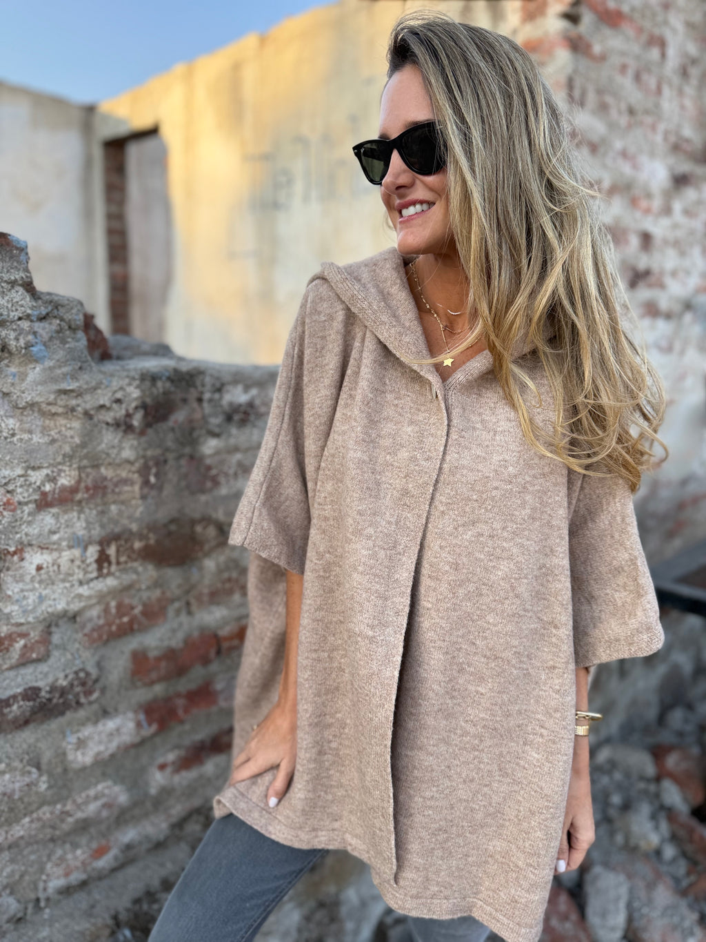 Poncho sureño beige claro