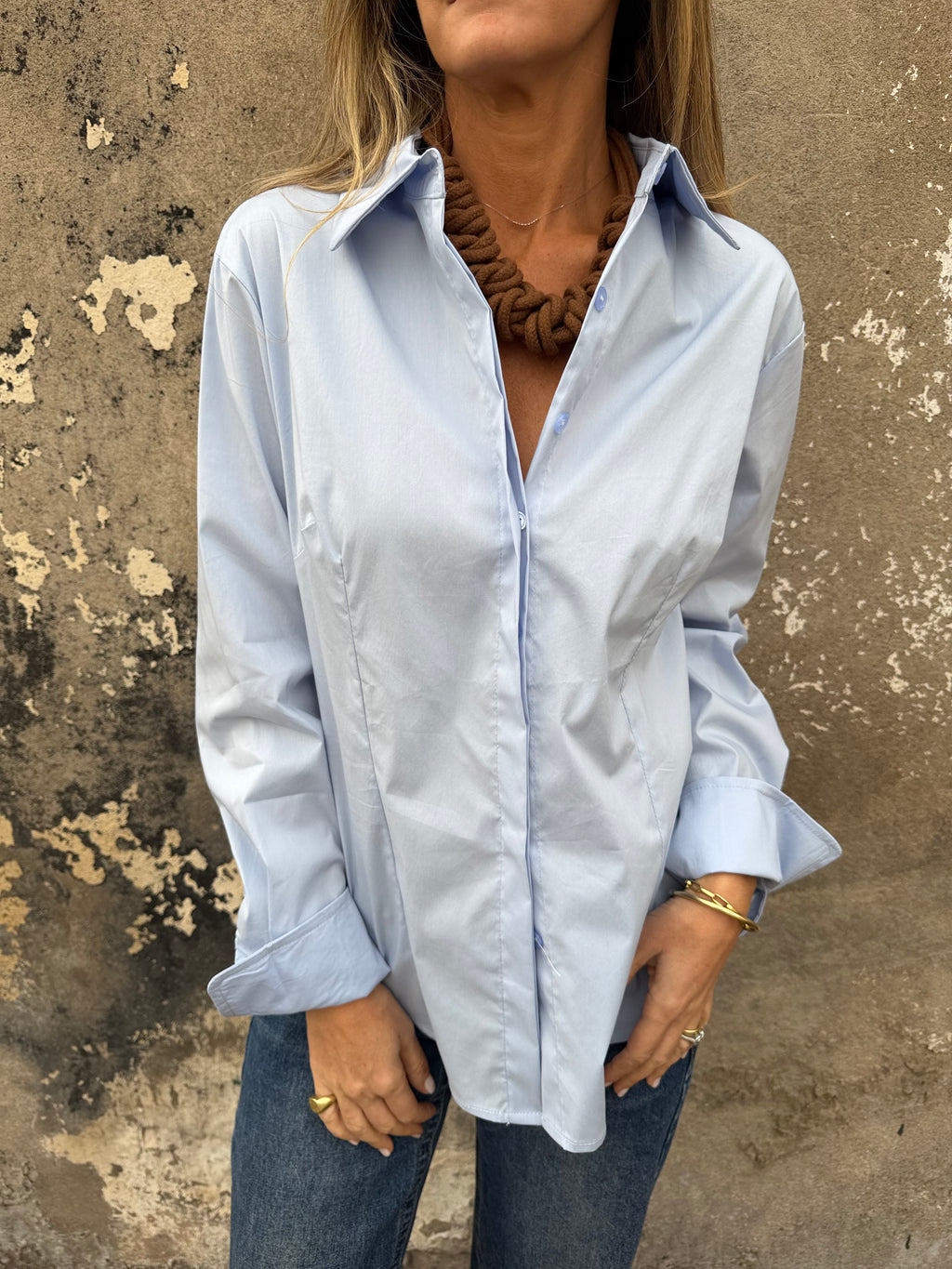 Blusa sastre botones escondidos celeste