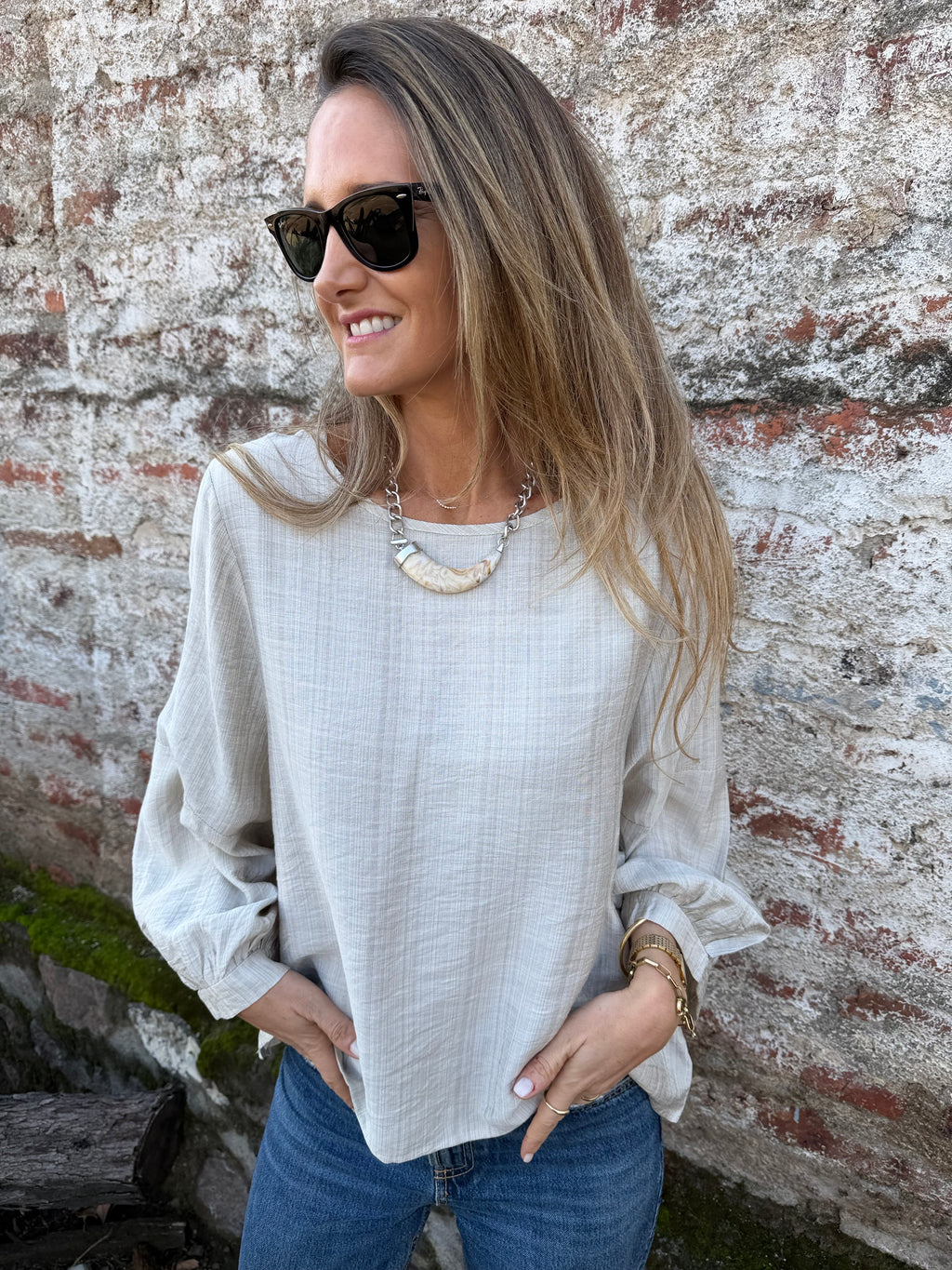 Blusa rayón manguitas globo beige