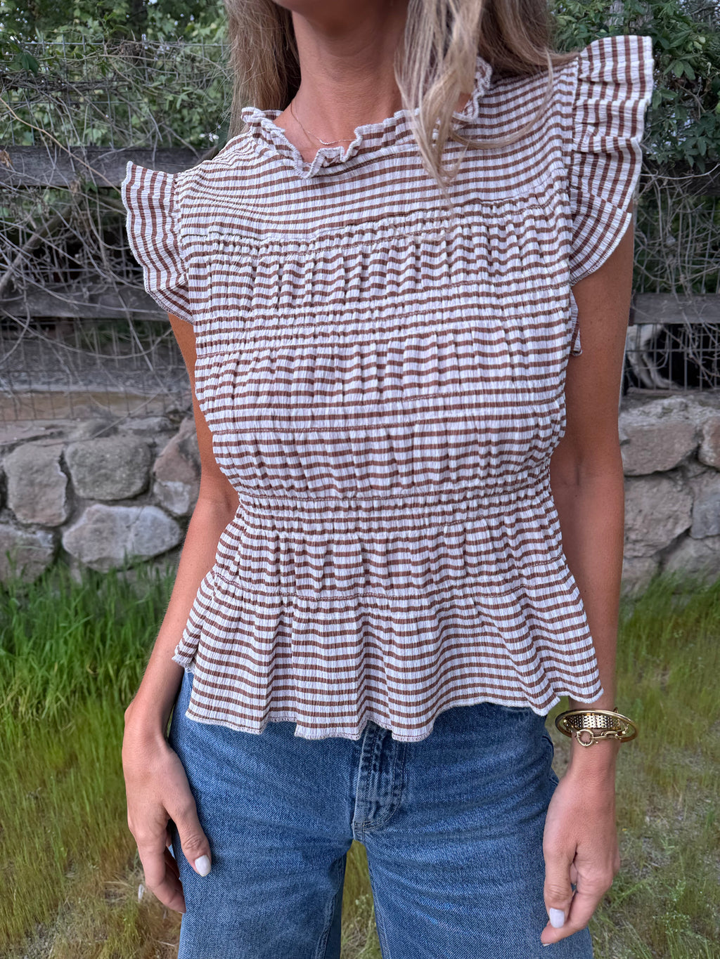 Polera vichy nido abejas café