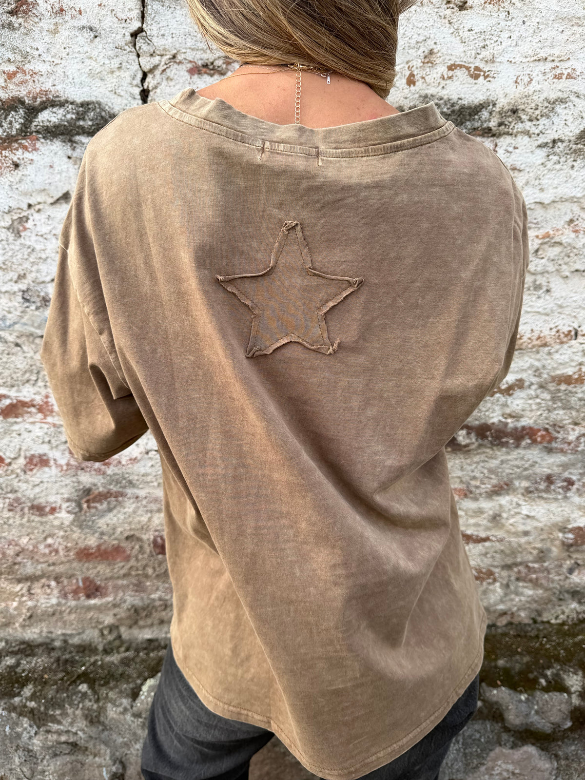 Maxxi polera tachas camel