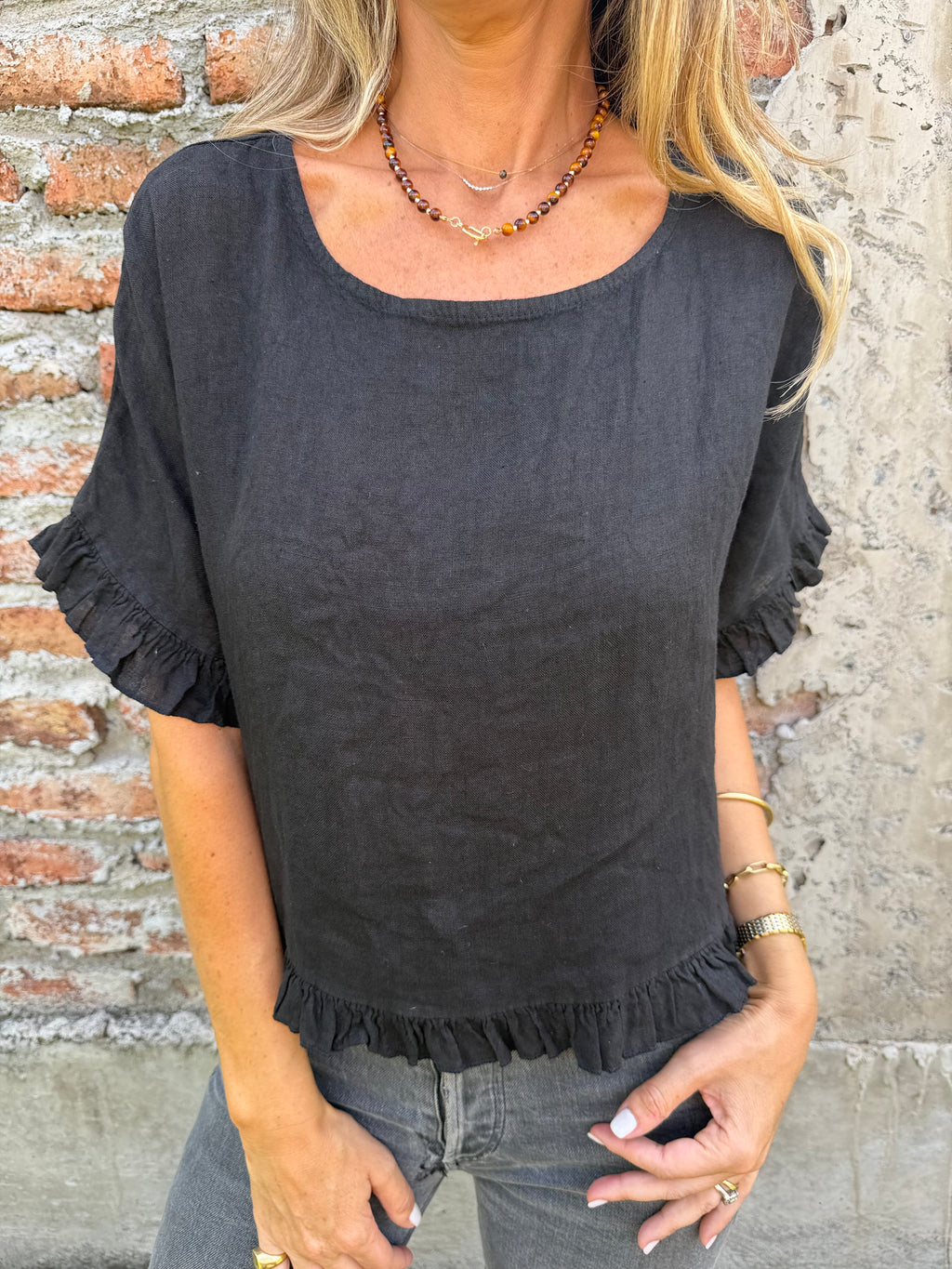 Blusa 100% lino vuelitos negra