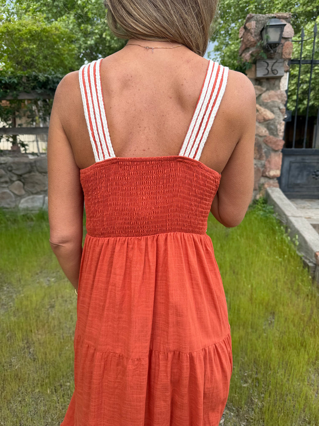 Vestido cordones terracota