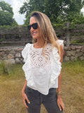 Blusita broderie y vuelitos blanca