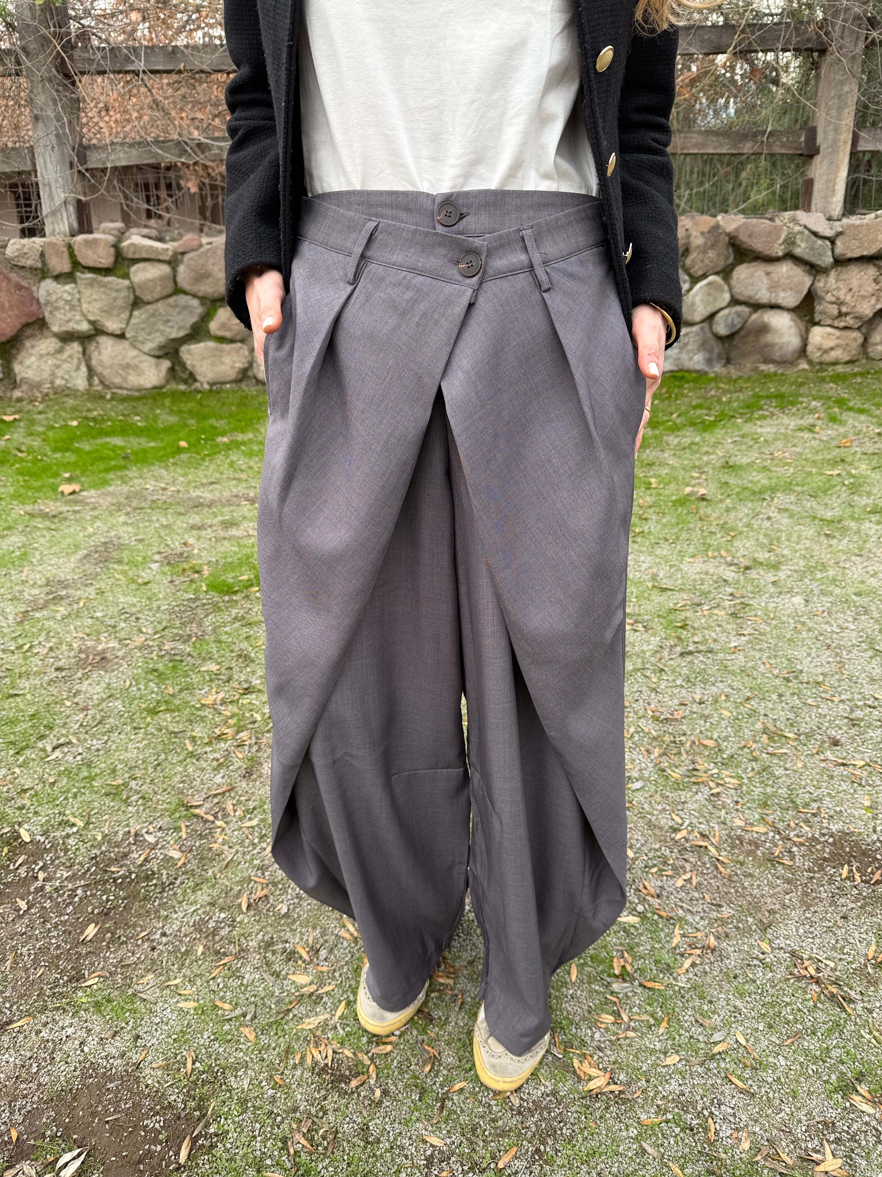 Pantalón sastre doble botón barrel gris