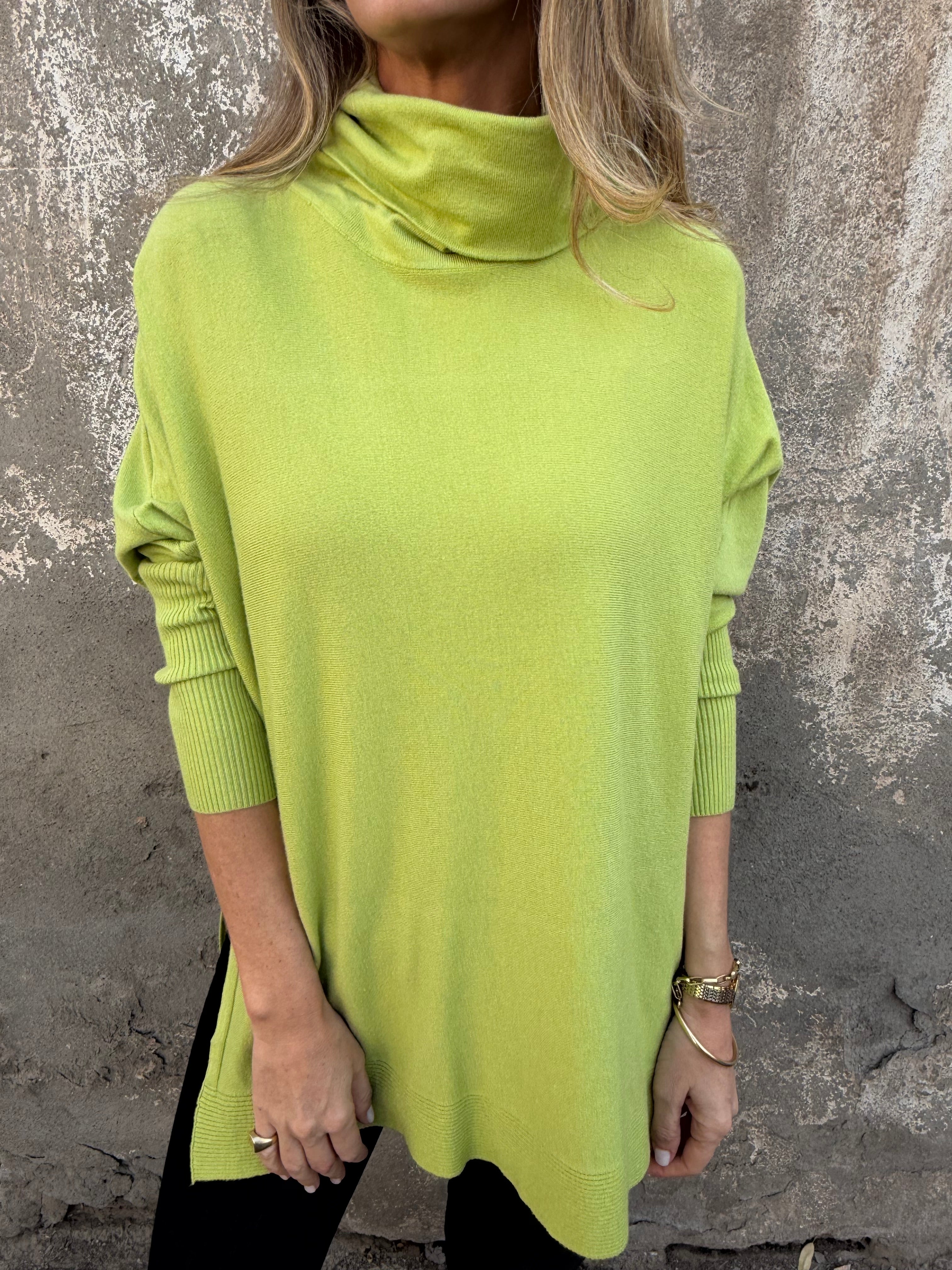 Chaleco maxxi cuello tortuga verde eléctrico