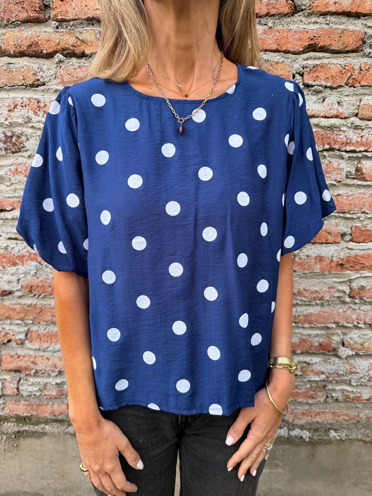 Blusa lunares mangas abullonadas azul