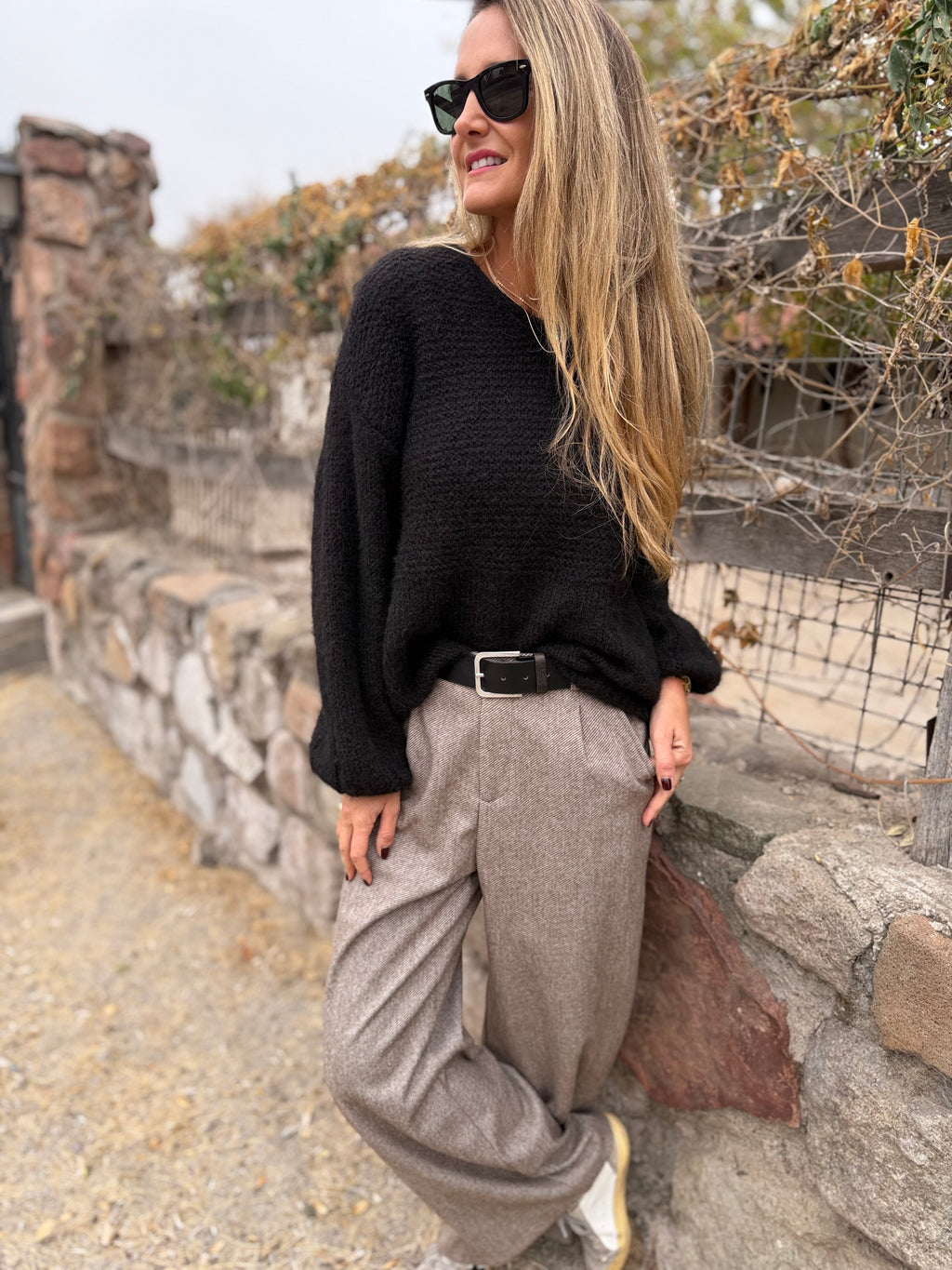 New Pantalón sastre beige