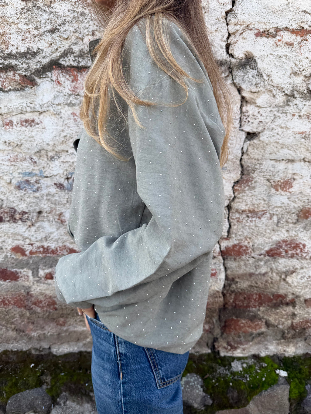 Blusa gamuza tachitas verde musgo
