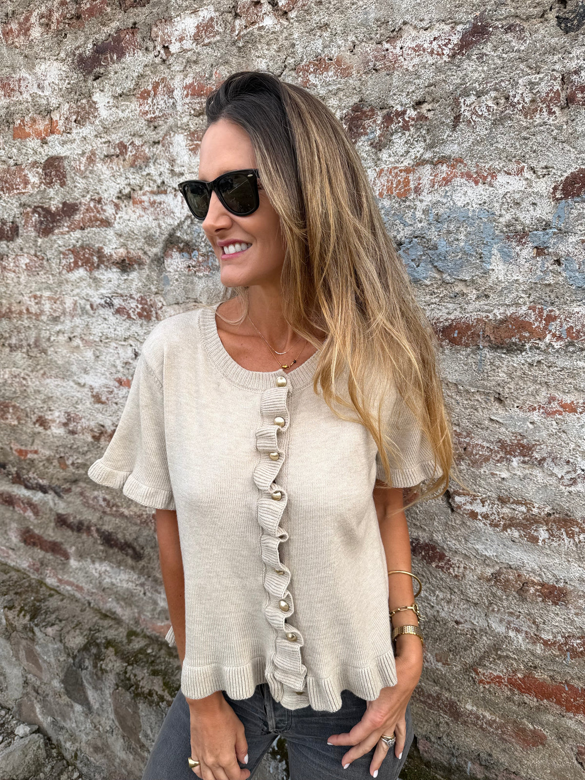 Polera/ Chaleco vuelitos beige