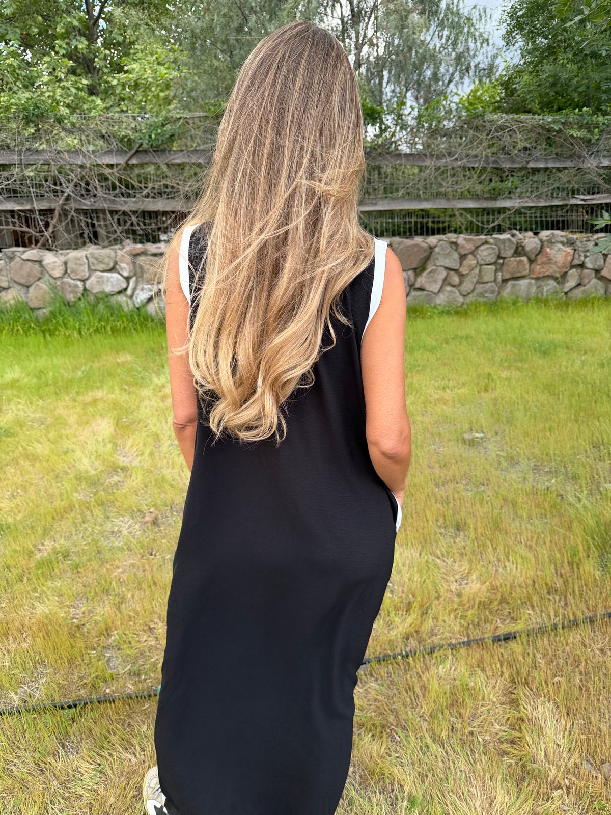 Vestido negro y blanco