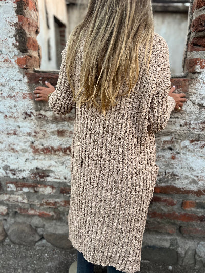 Chaleco básico largo chenille camel