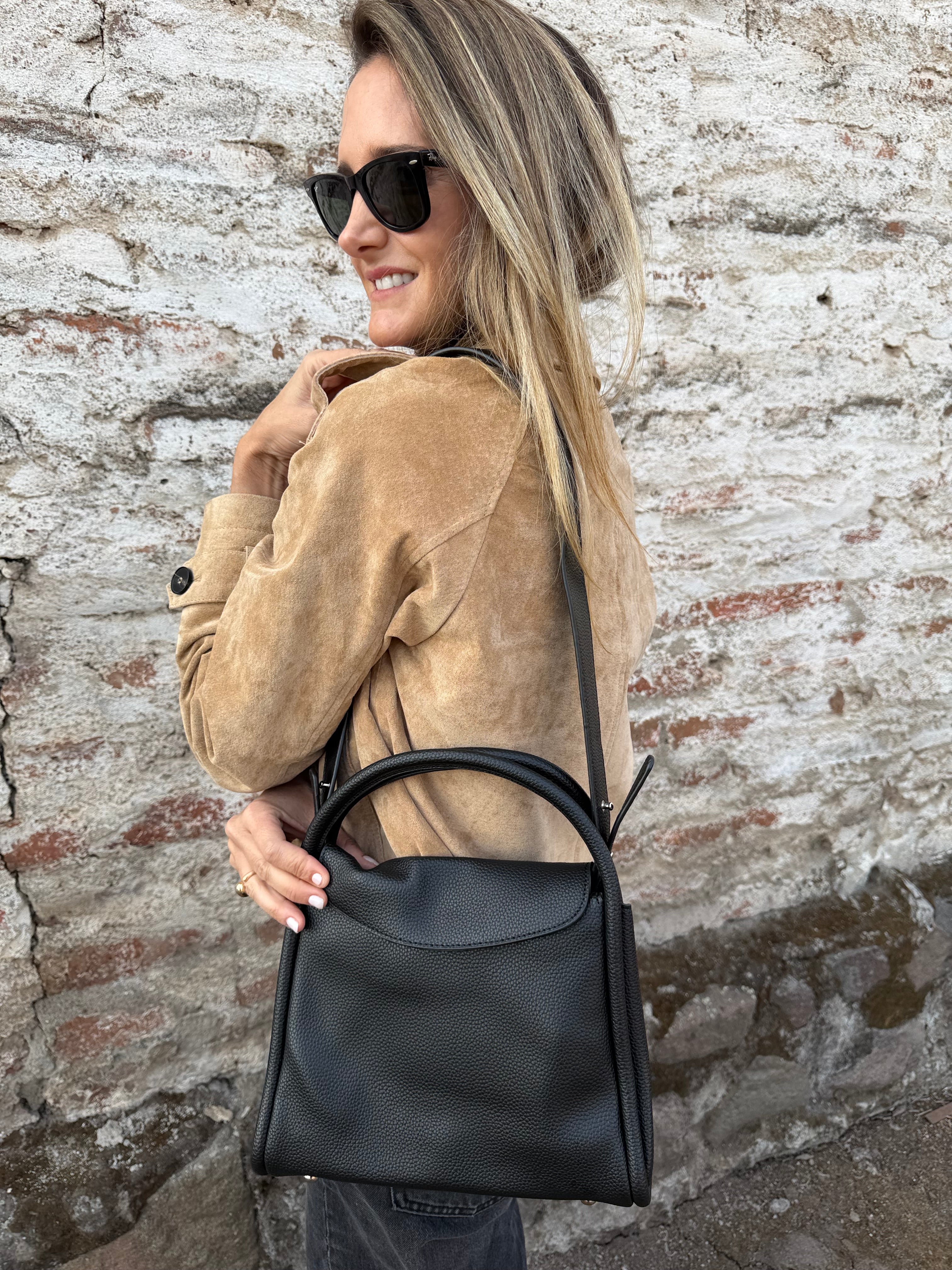 Cartera mano y hombro efecto cuero graneado increíble