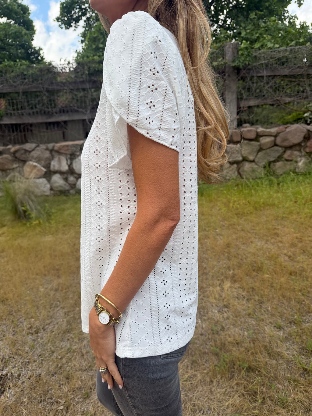 Polera lycra detalles mangas blanca