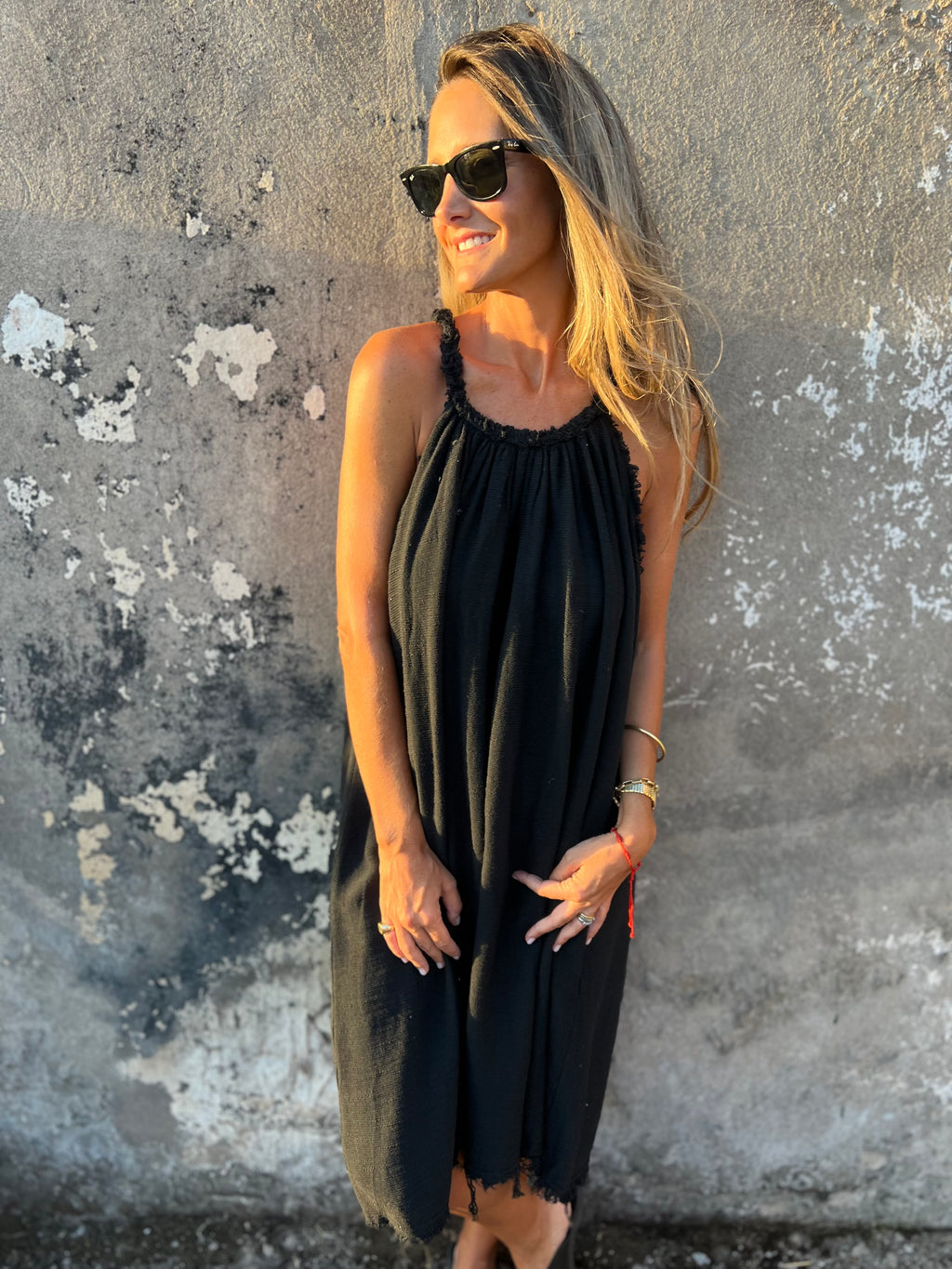 Vestido linoto desflecado negro