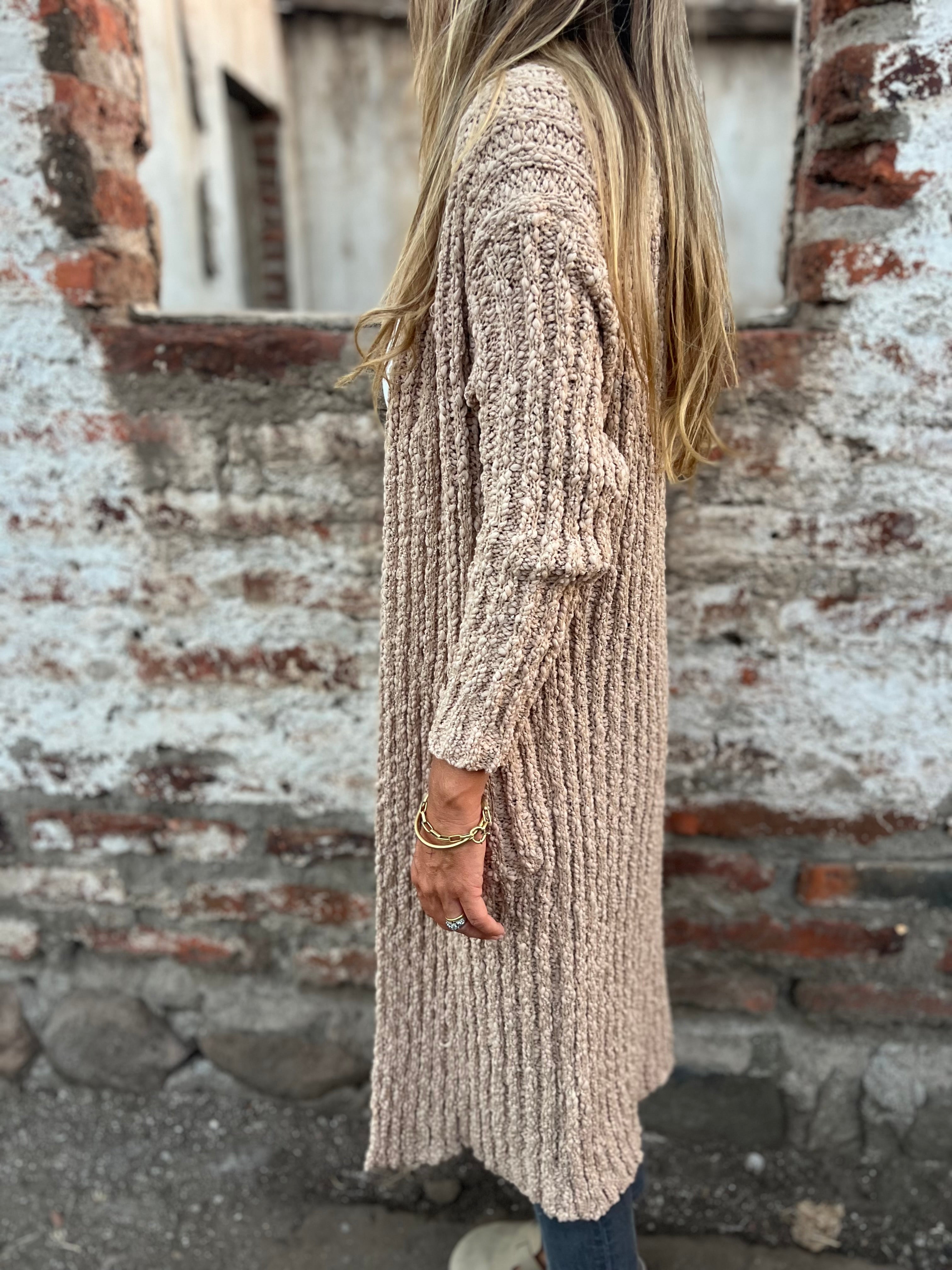 Chaleco básico largo chenille camel