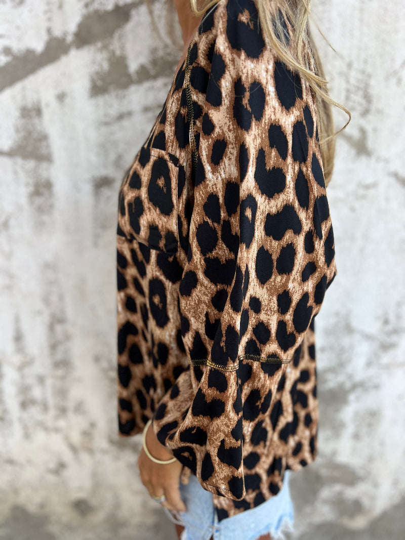 Blusa básica print camel oscura