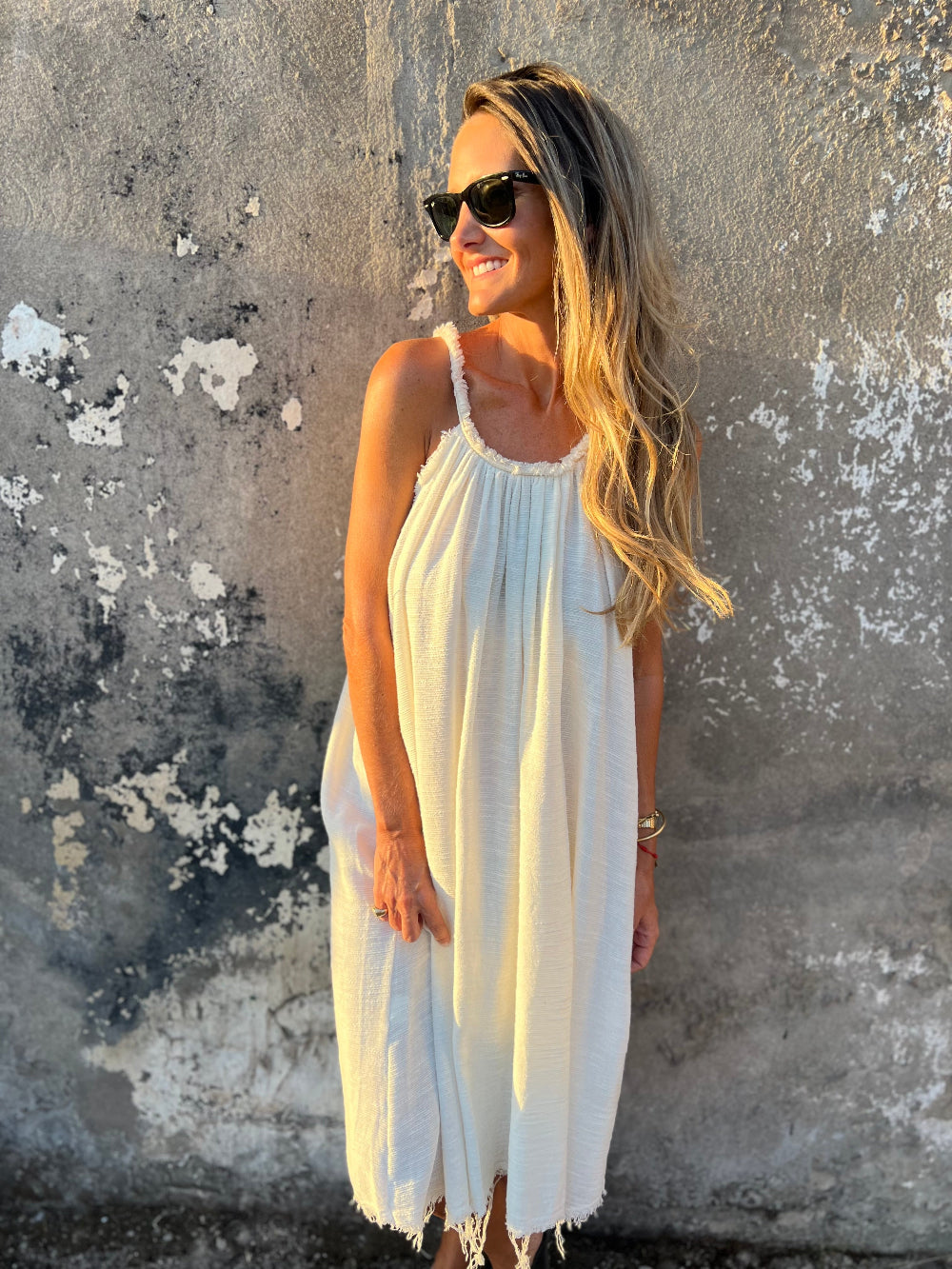 Vestido linoto desflecado crudo