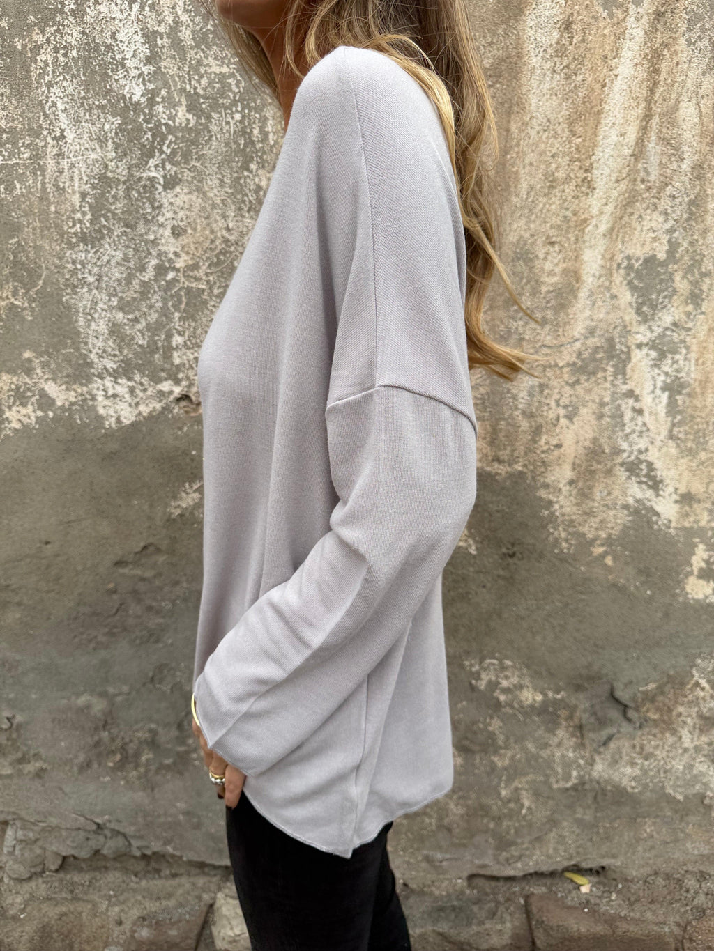 Maxxi polera lanilla bordes plateados gris