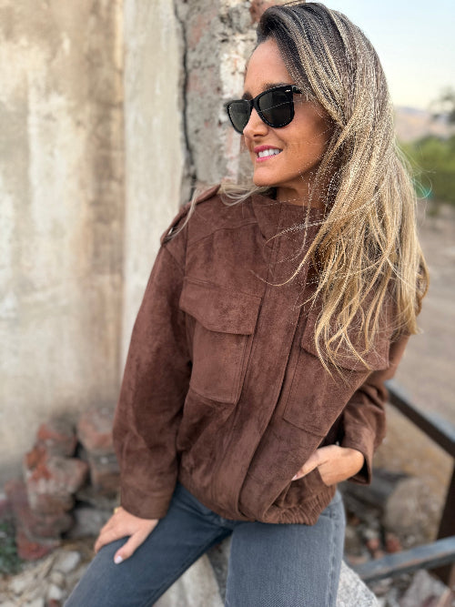 Chaqueta efecto cuero gamuza caramelo