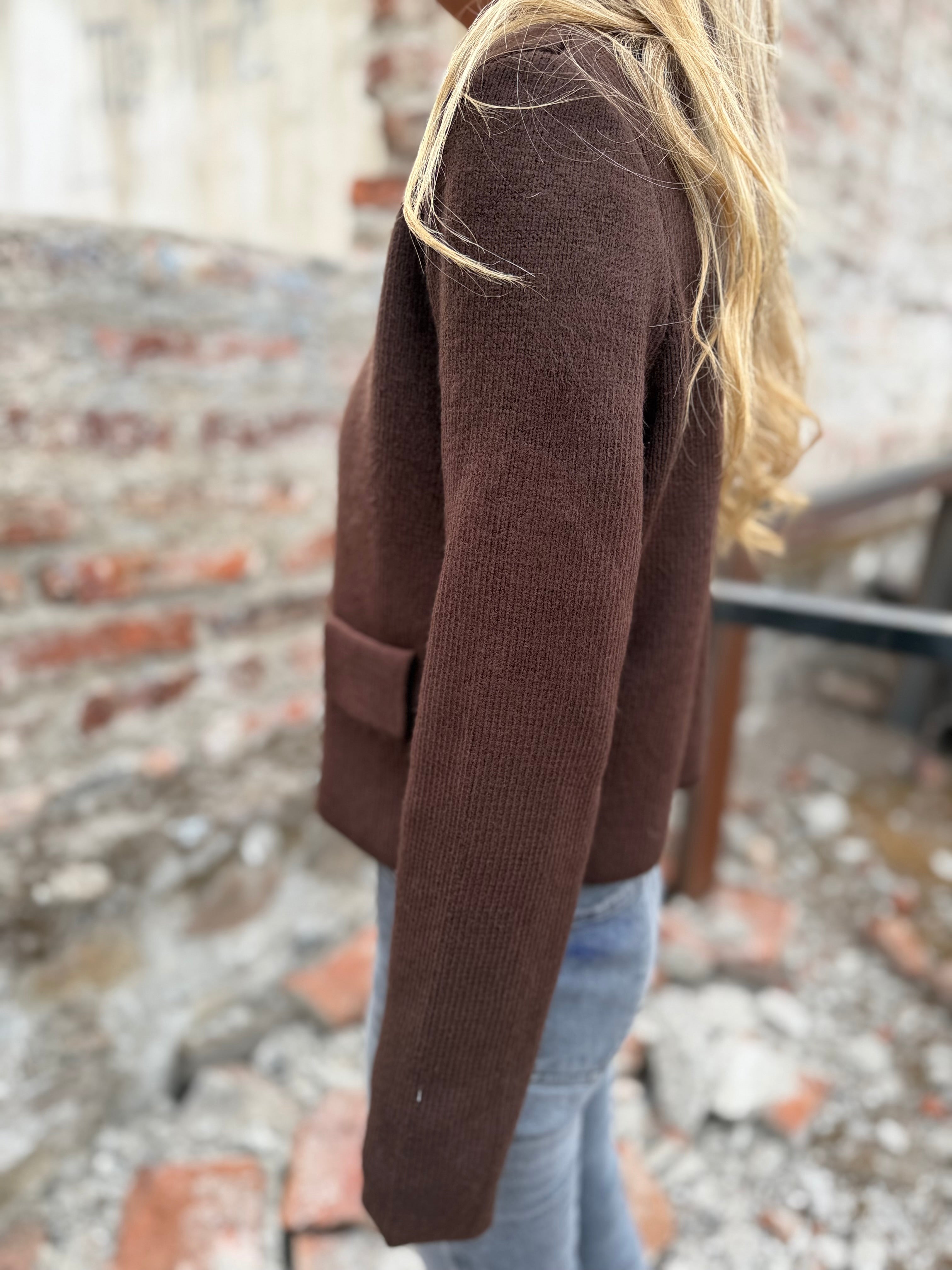 Chaleco tipo chaquetita café