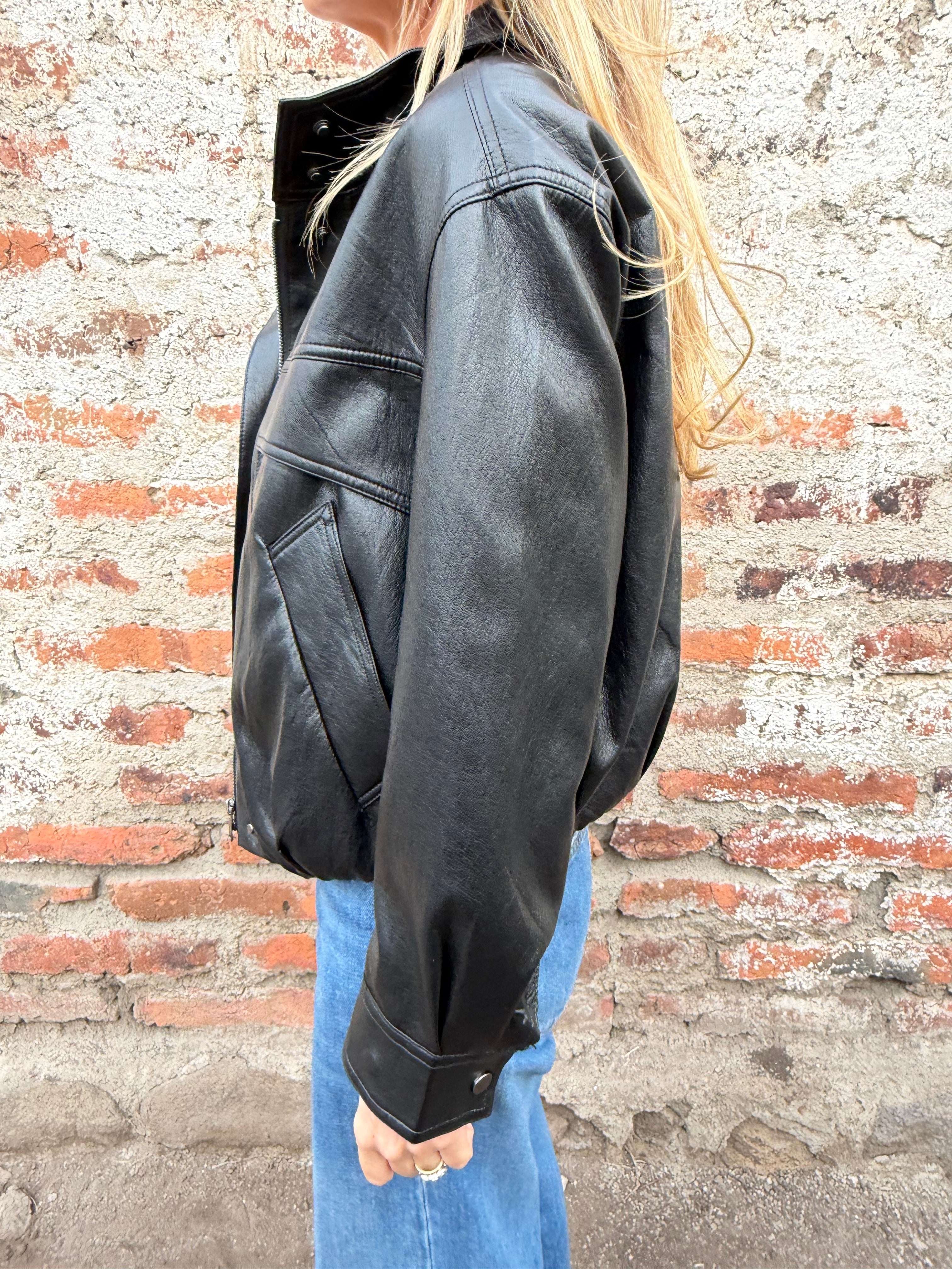 Chaqueta efecto cuero increíble negra
