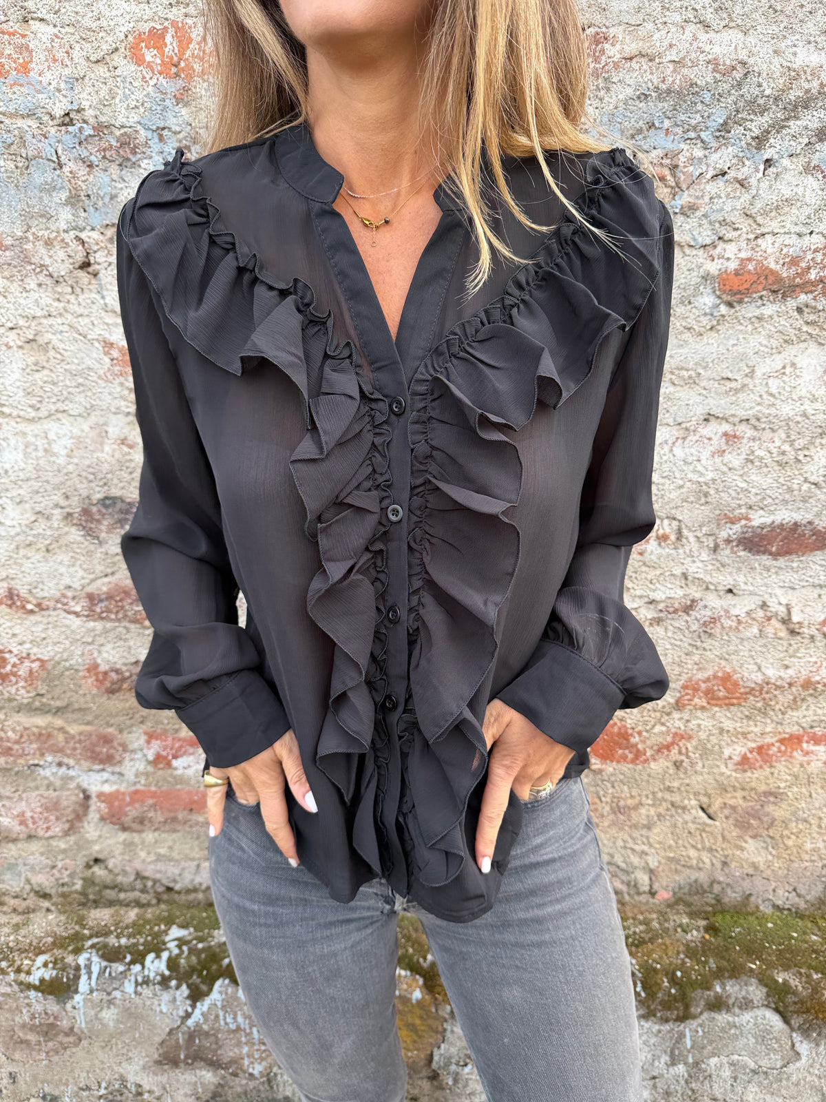 Blusa gasa vuelos negra