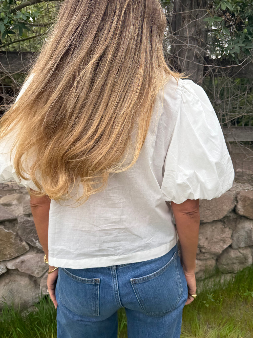 New blusa mangas abullonadas blanca