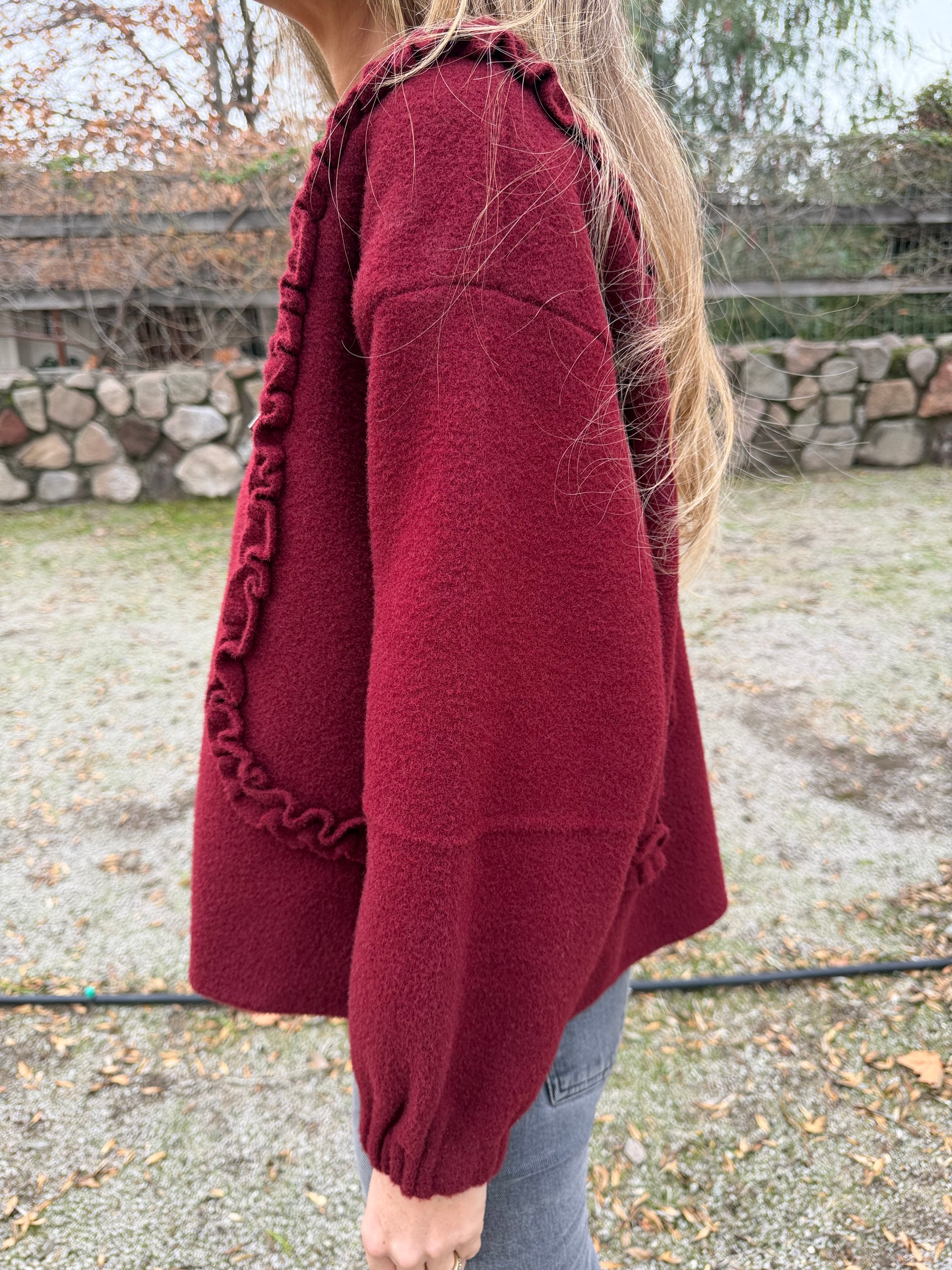 Chaquetita paño vuelitos rojo italiano