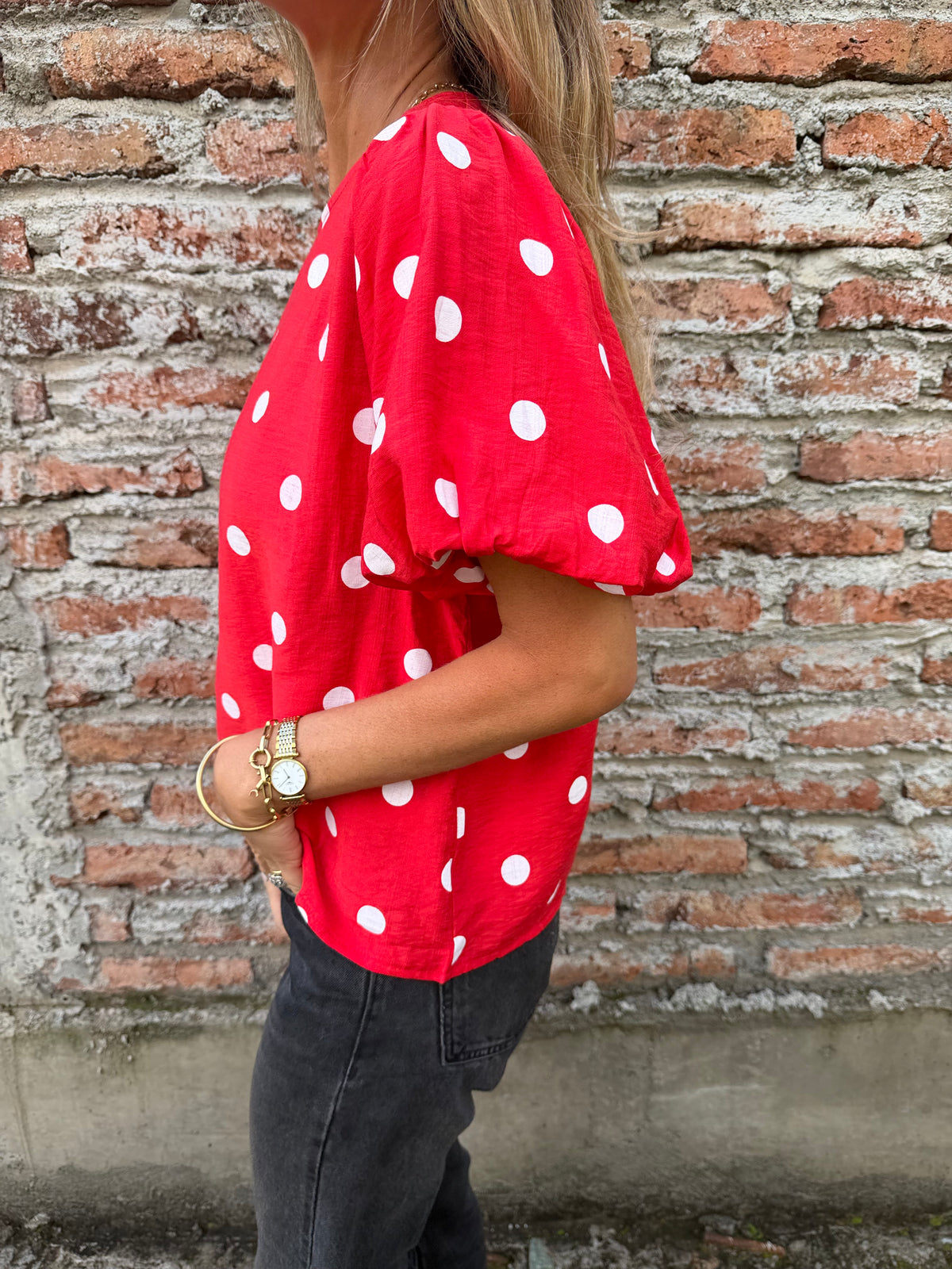 Blusa lunares mangas abullonadas roja