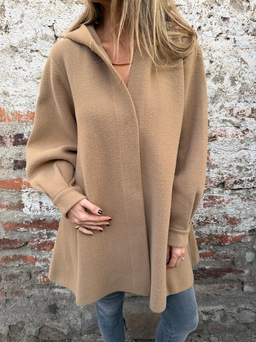 Abrigo evasé clásico camel
