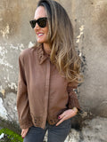 Blusa linoto y macramé café