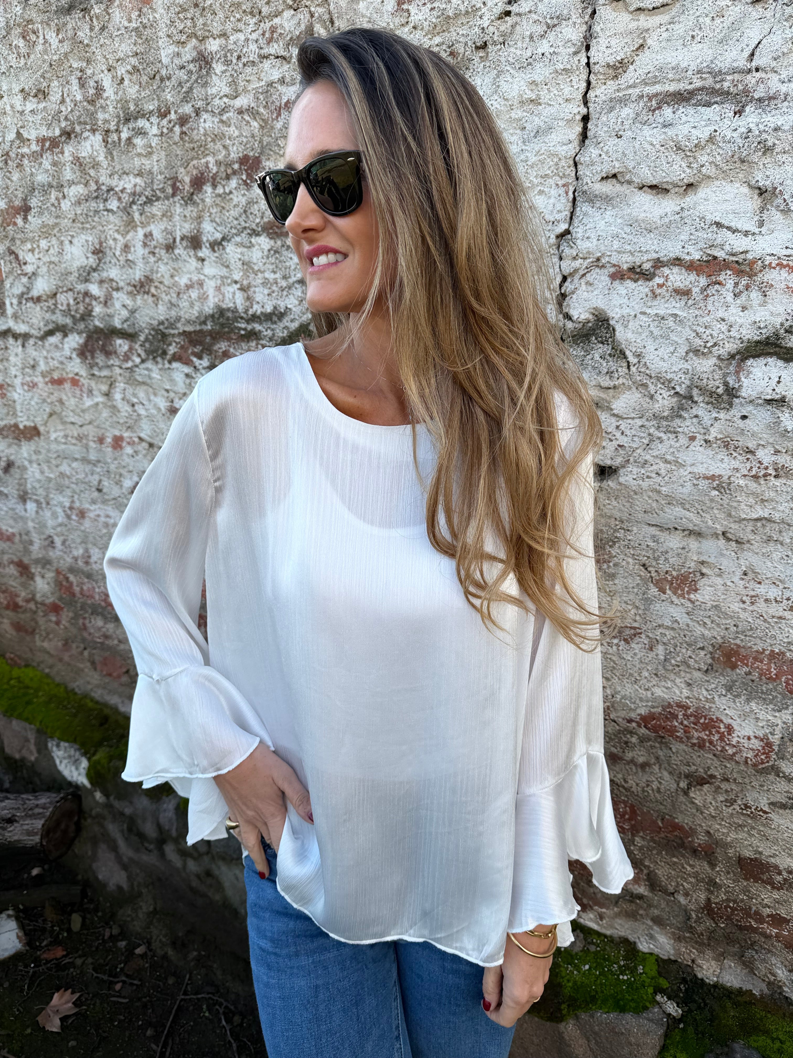 Blusa perlada volados blanca