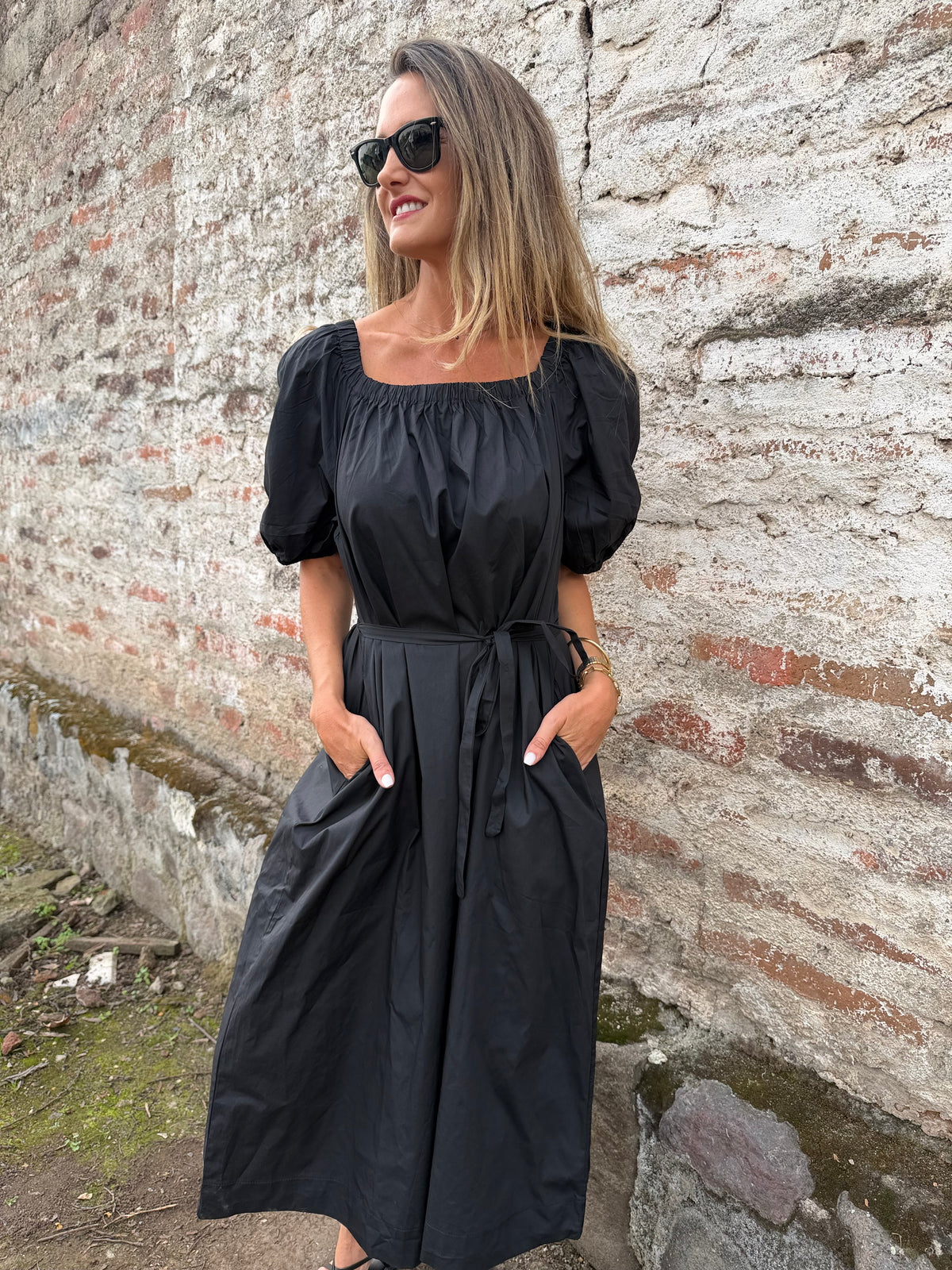 Vestido manga globo negro