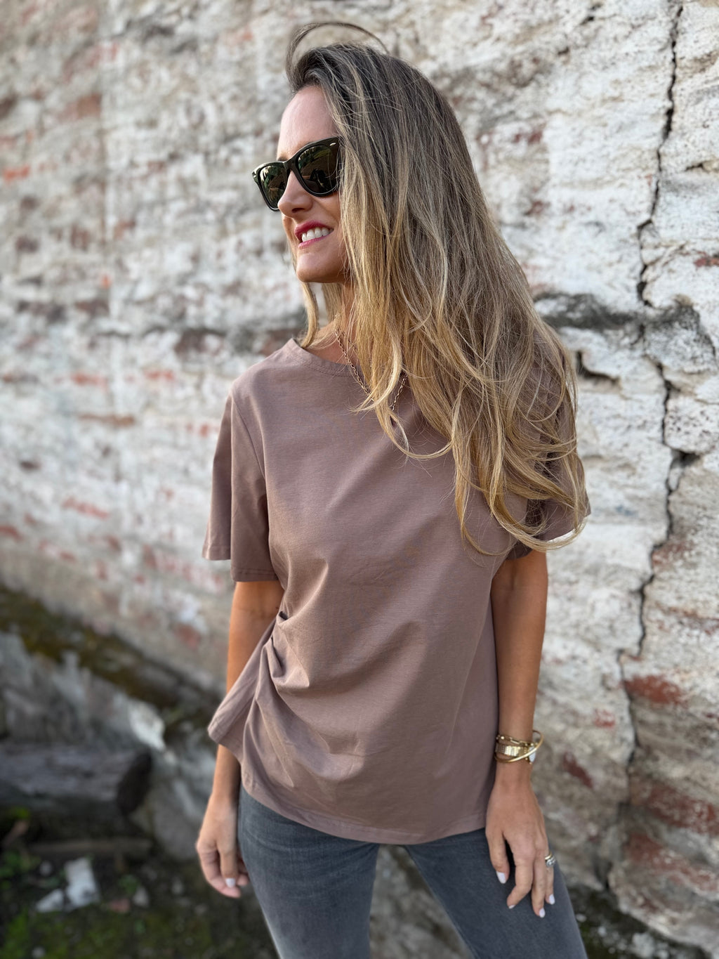 Polera largo irregular café