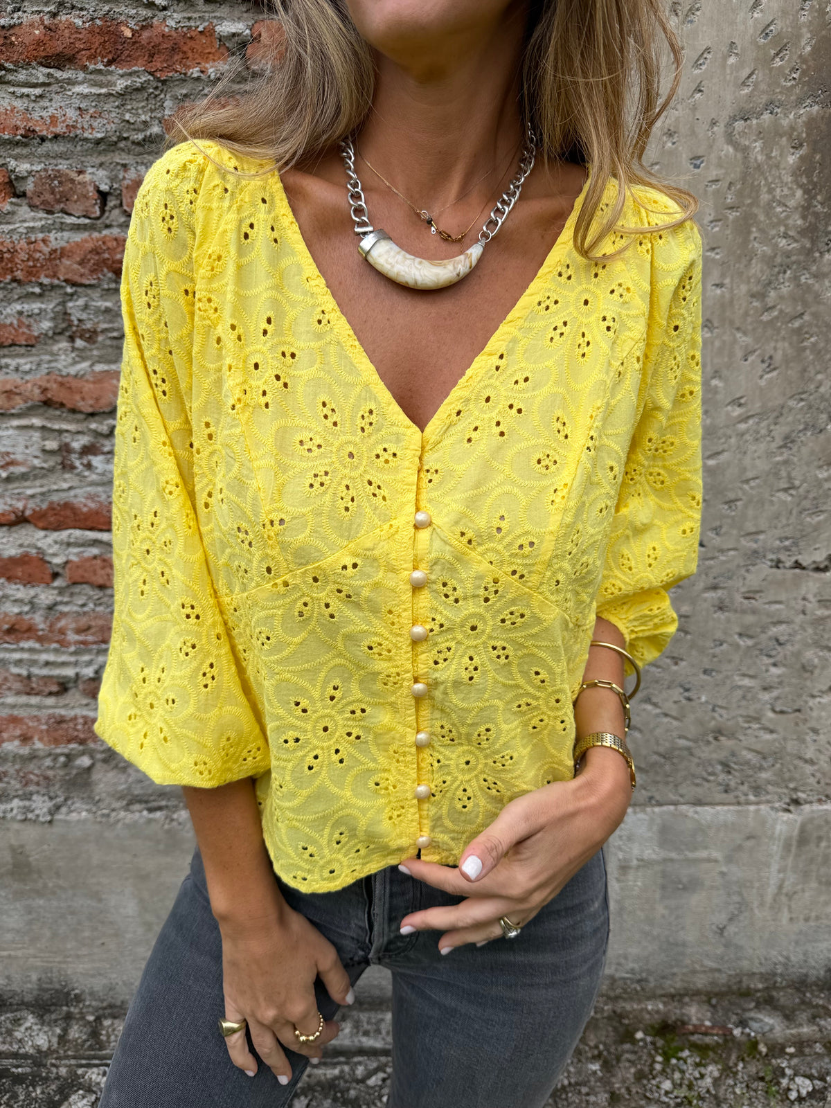 Blusa súper broderie amarilla
