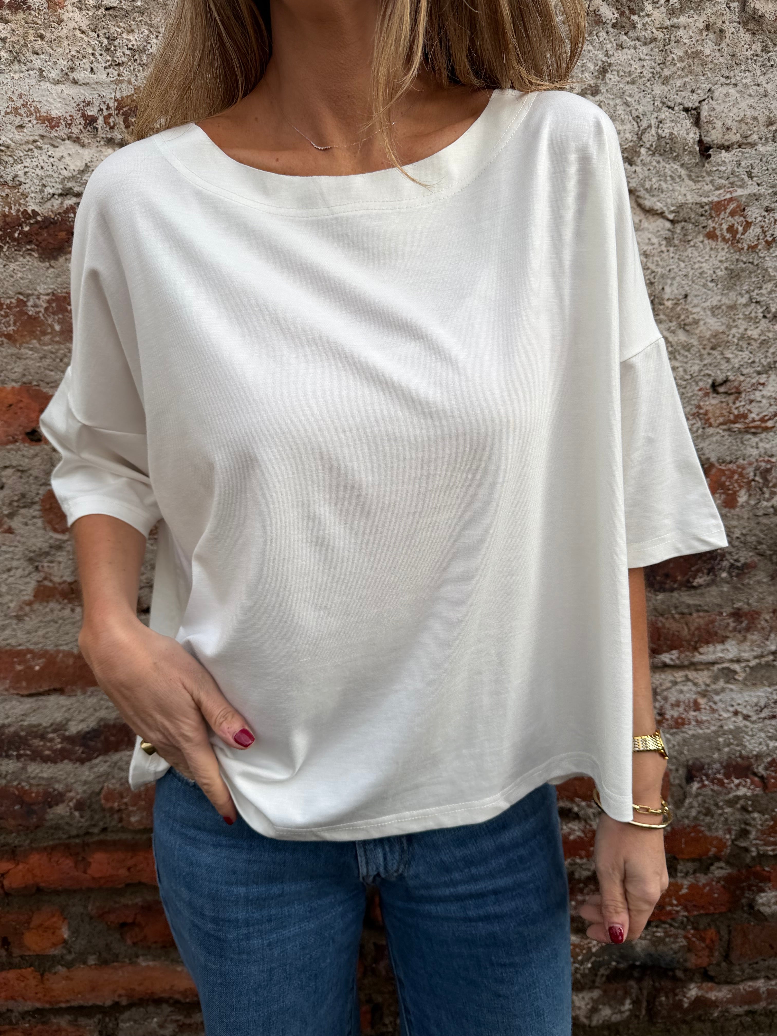 Maxxi polera modal blanca