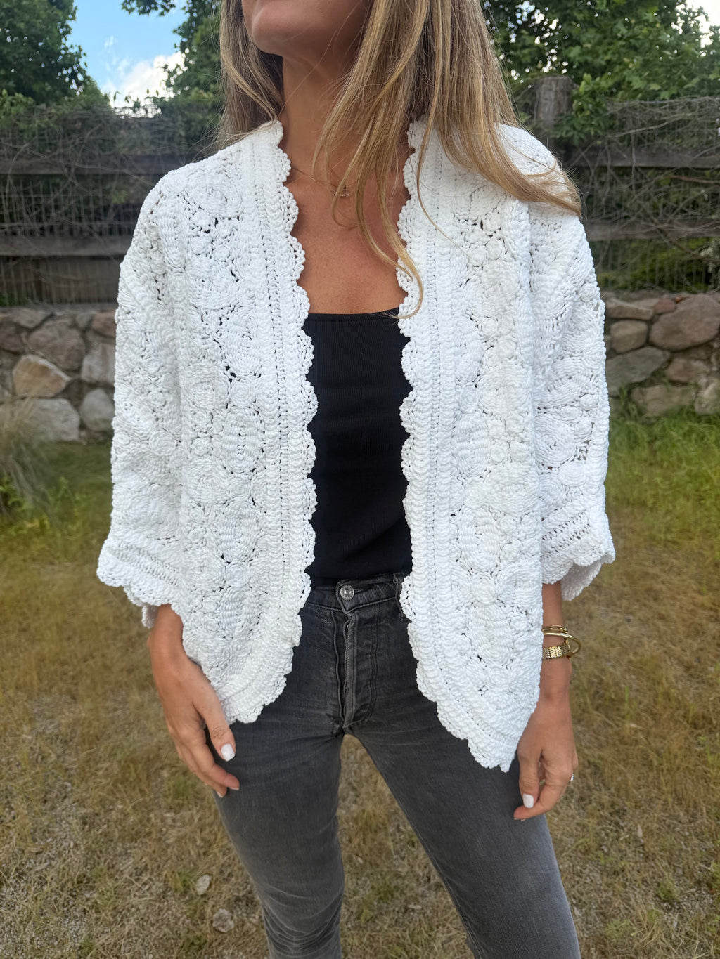 Tapado macramé blanco