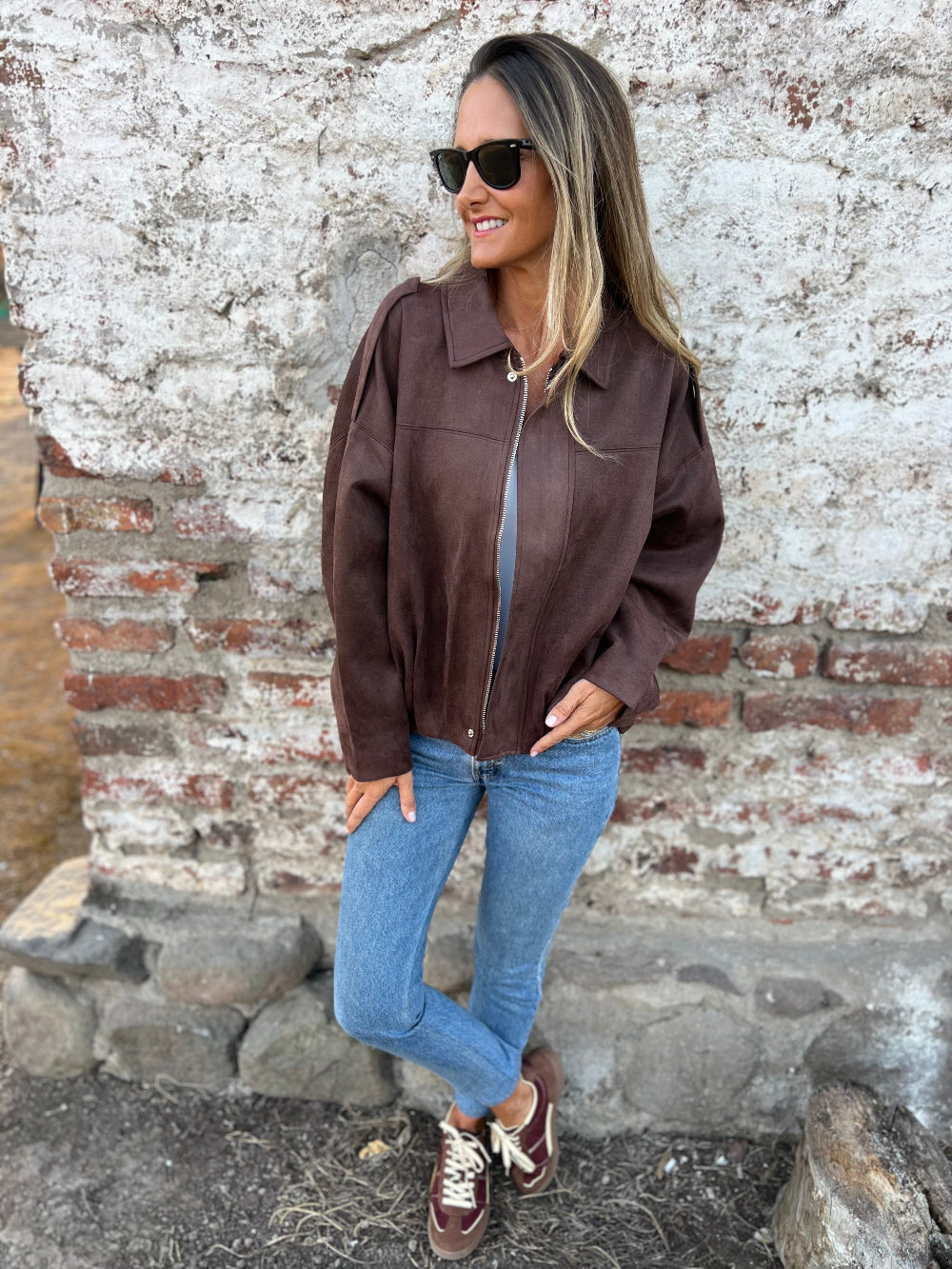 Chaqueta efecto gamuza café