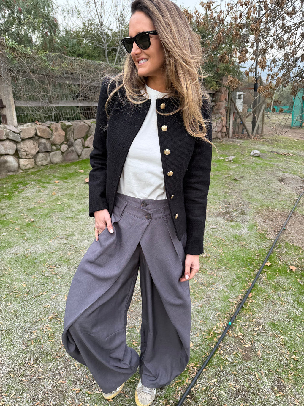 Pantalón sastre doble botón barrel gris