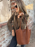 Tote clásico efecto cuero graneado caramelo