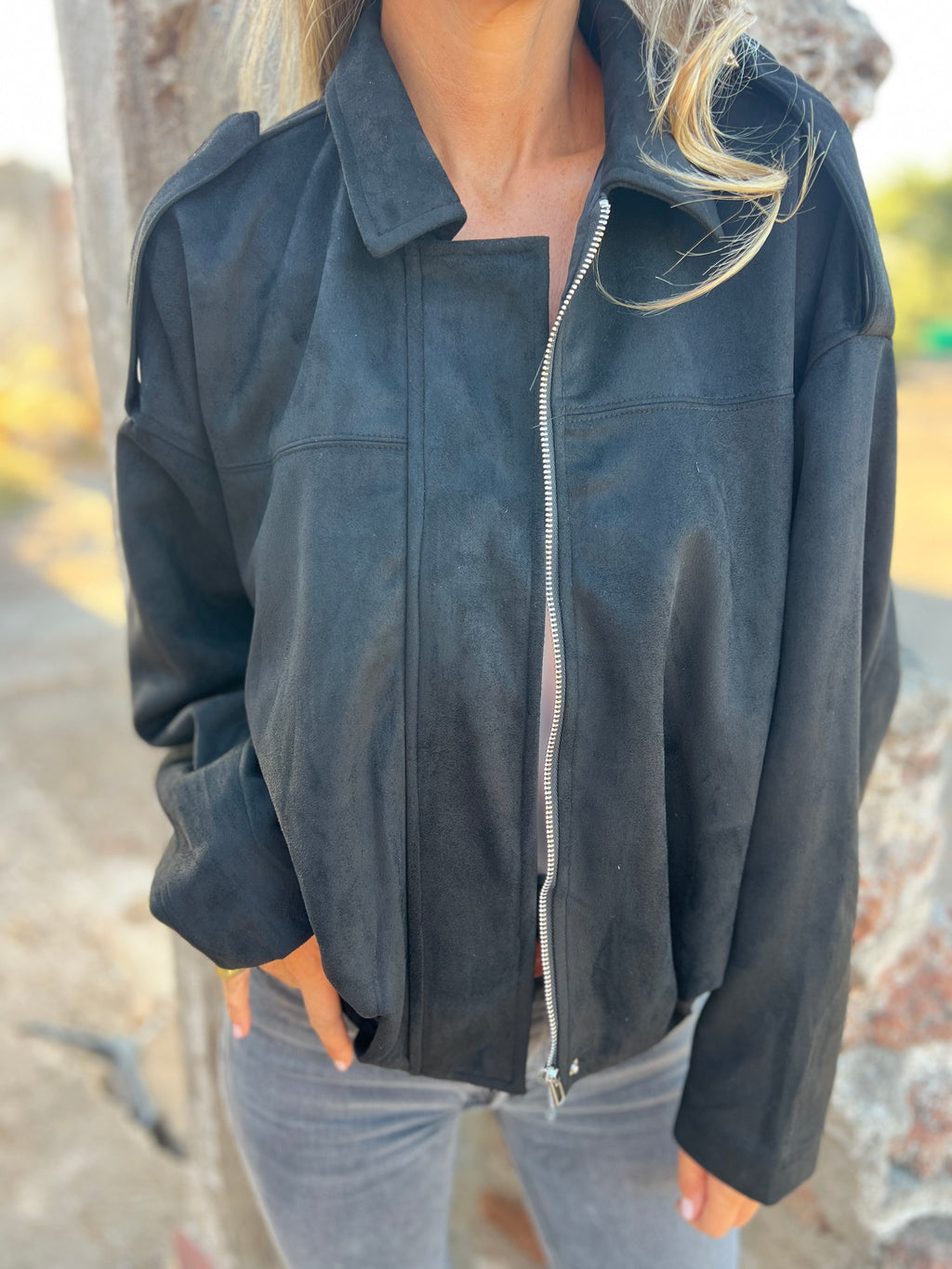 Chaqueta efecto gamuza negra