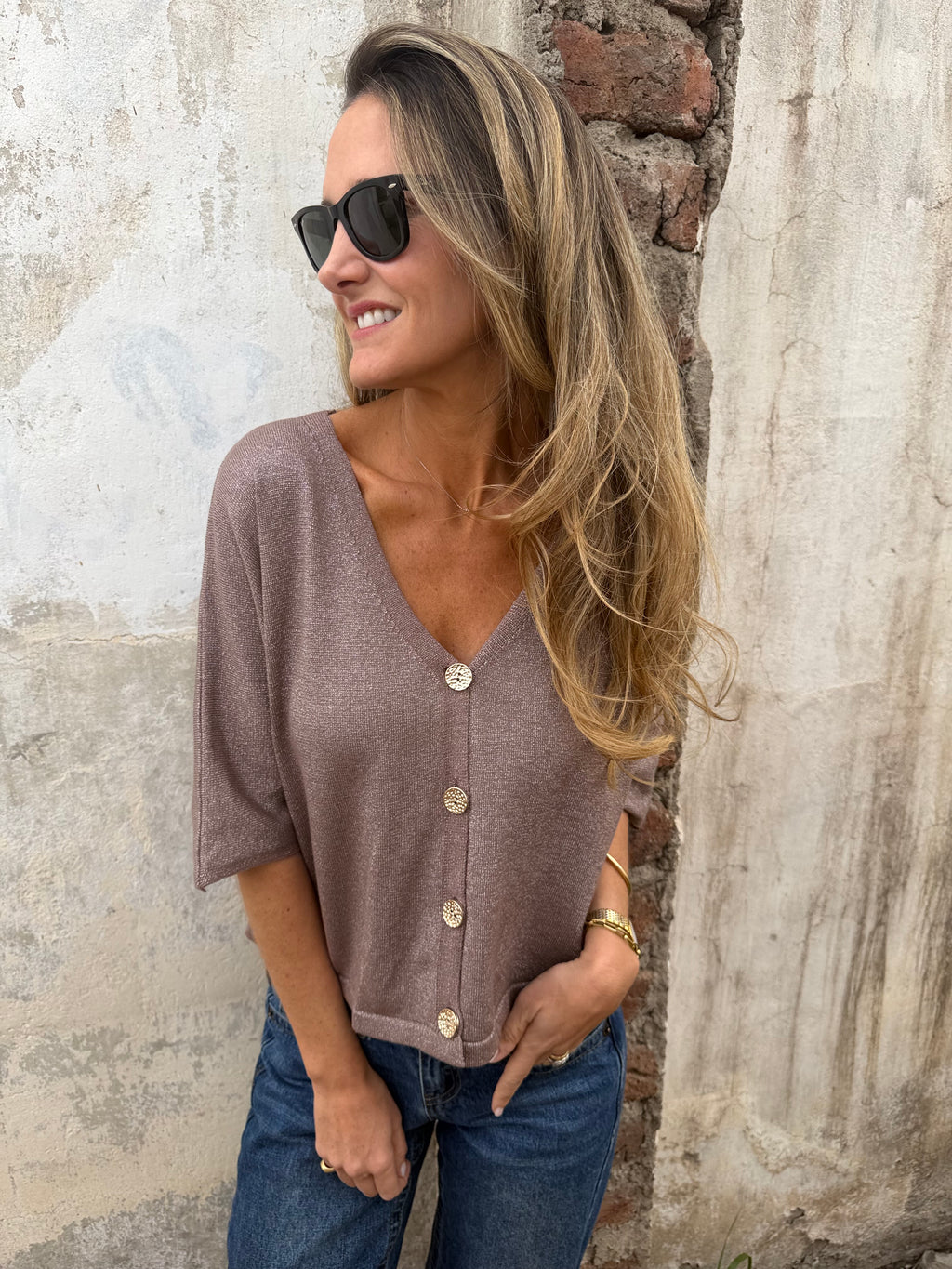 Polera/ Chaleco hilo brillos sutiles taupe