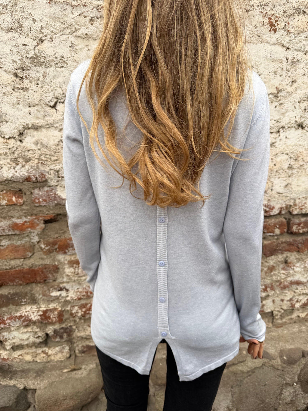 Chaleco básico mini botones espalda celeste