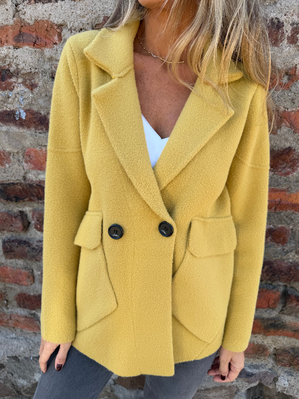 Abrigo eloísa amarillo opaco