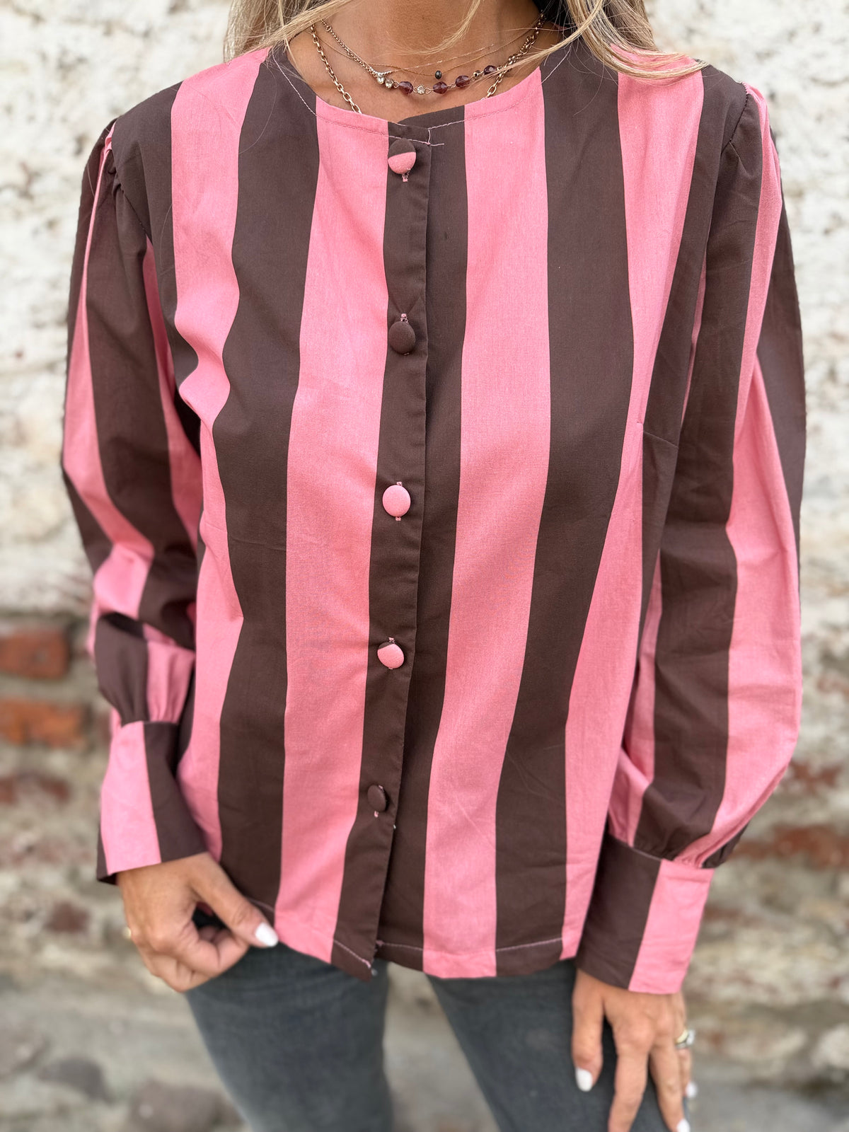 Blusa rayada café frambuesa