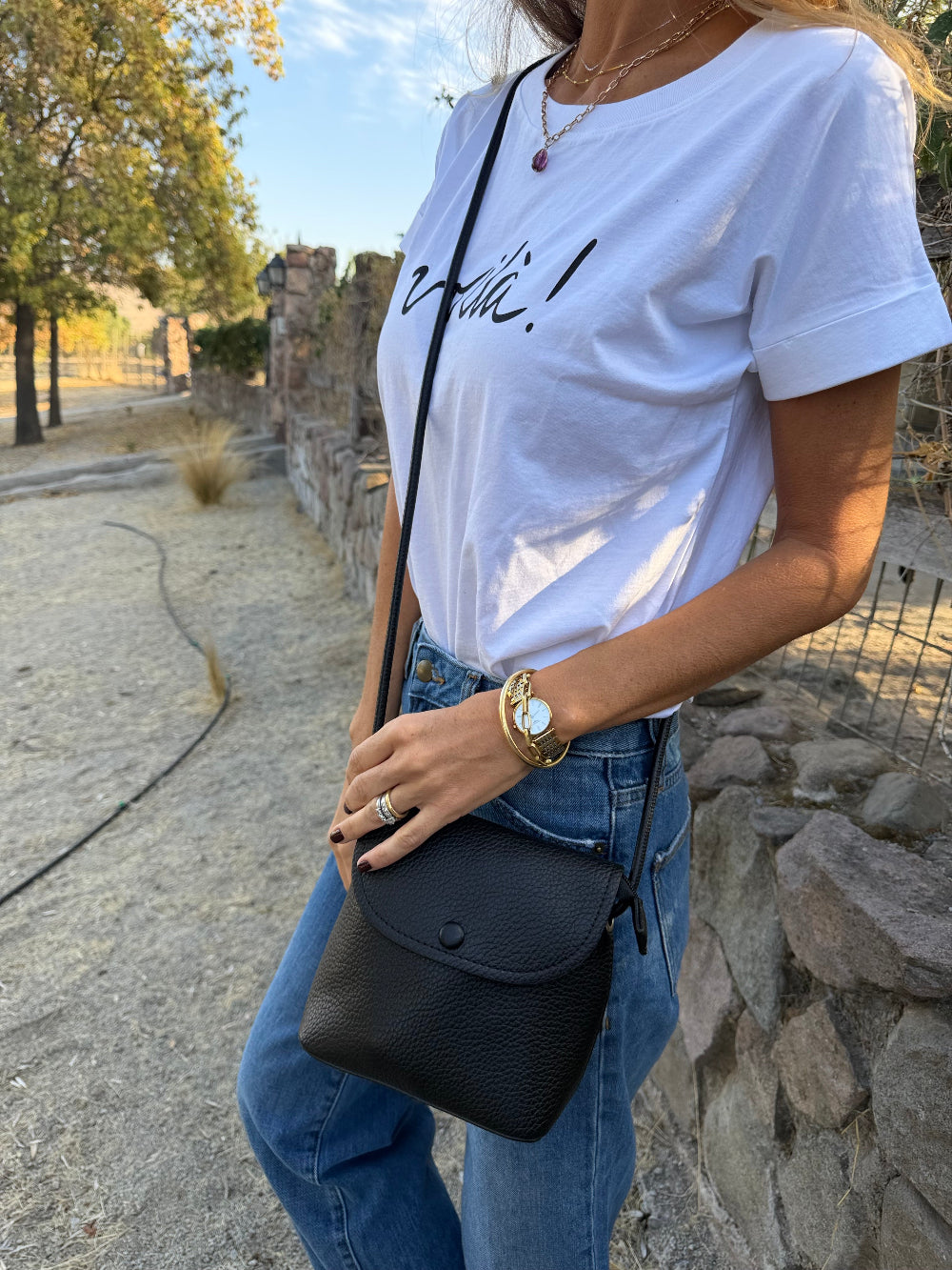 Cartera de hombro en efecto cuero graneado negro