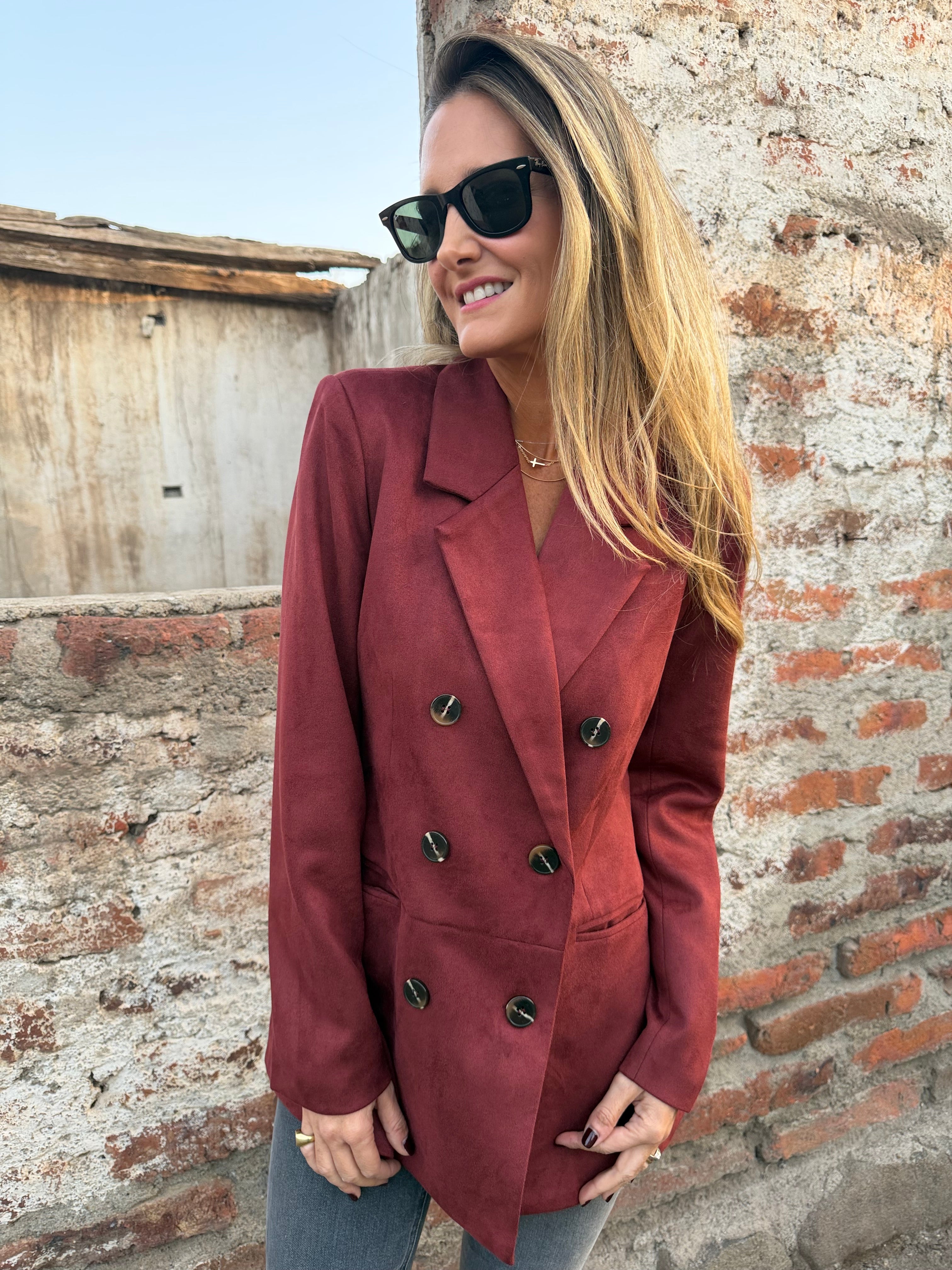 Blazer efecto gamuza increíble burdeo