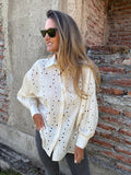Blusón broderie total crudo